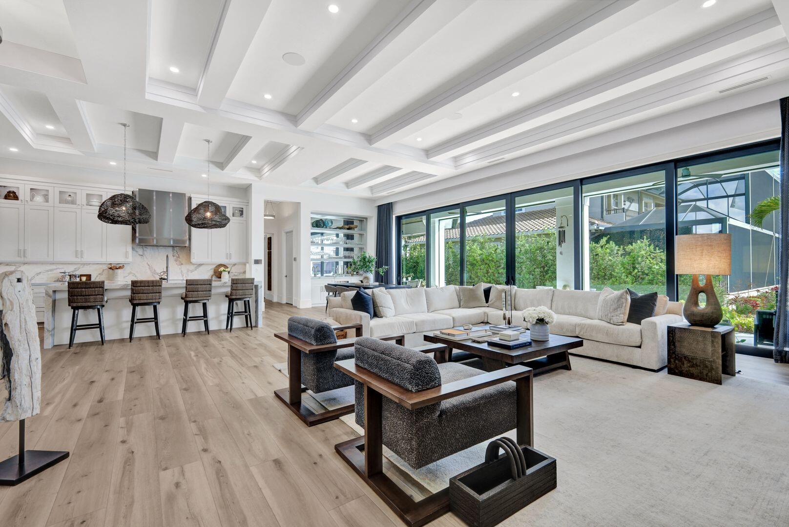 701 PLANTATION COURT