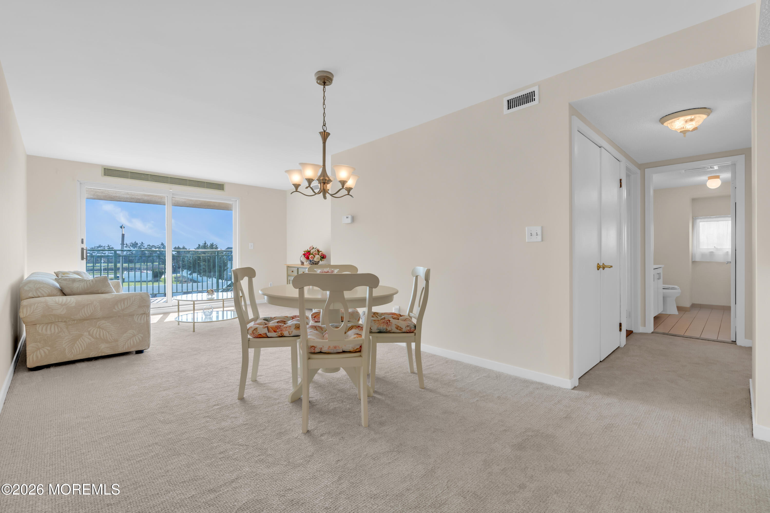 422 Ocean Boulevard N 2J
