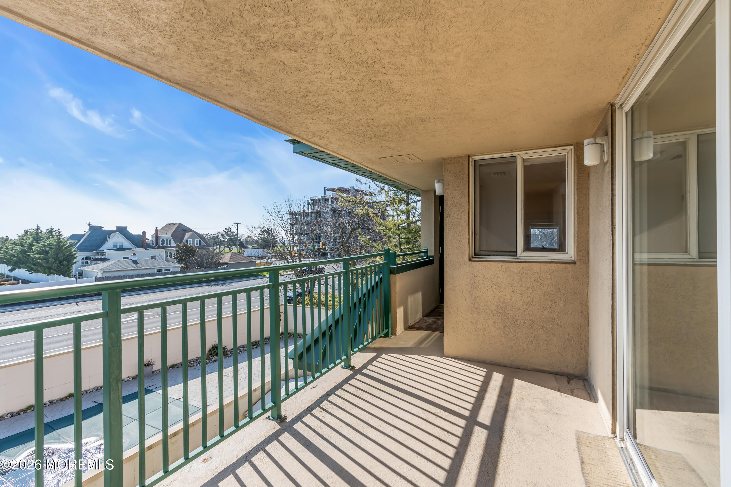 422 Ocean Boulevard N 2J