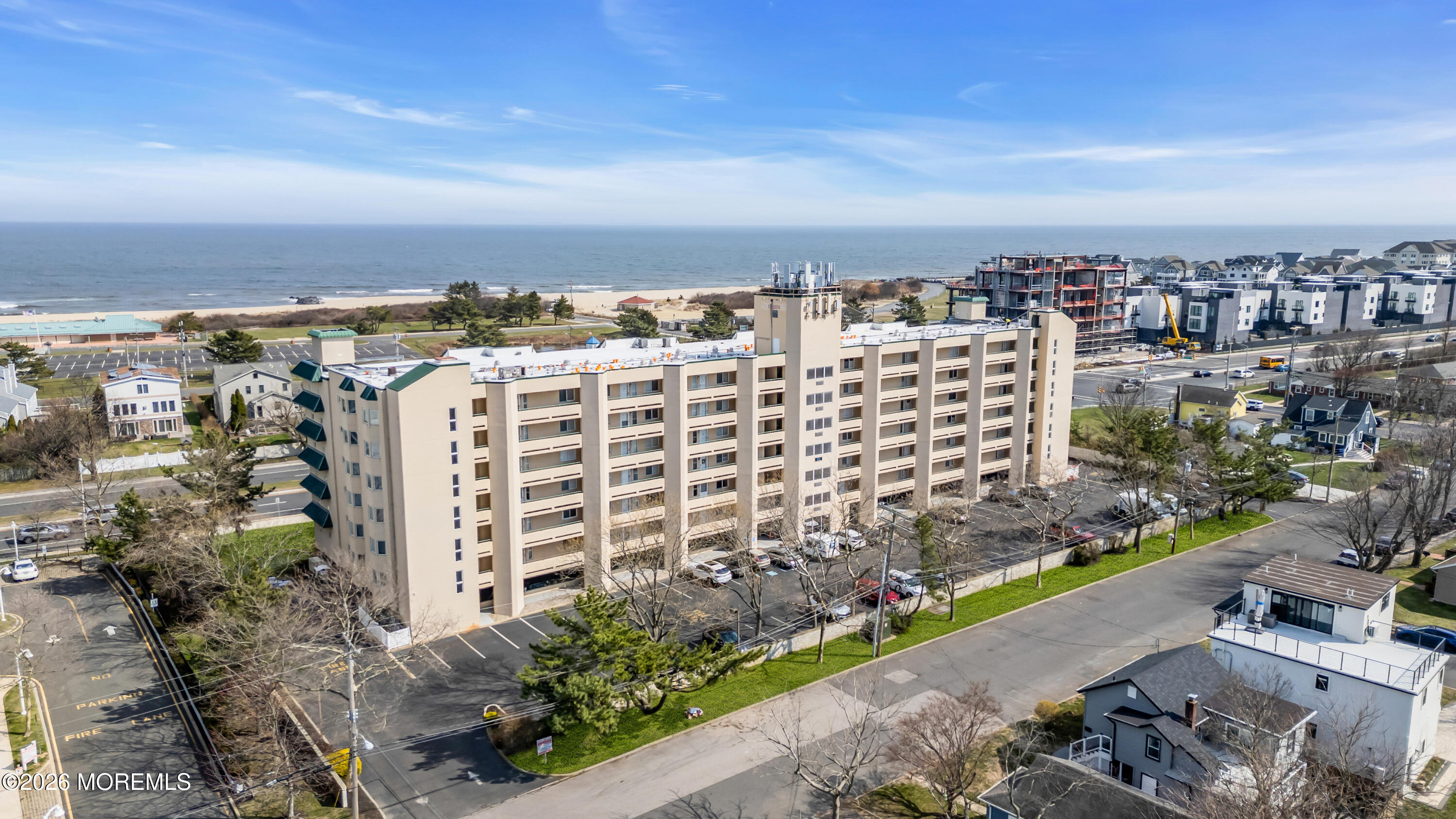 422 Ocean Boulevard N 2J