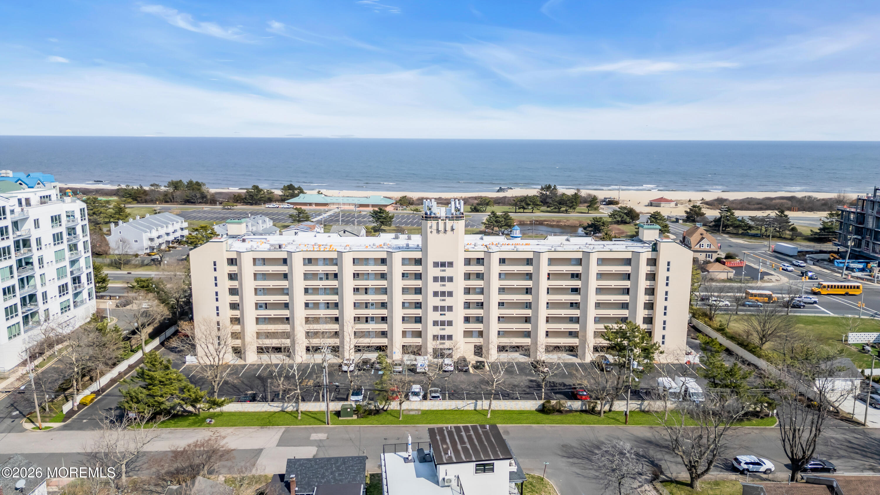 422 Ocean Boulevard N 2J