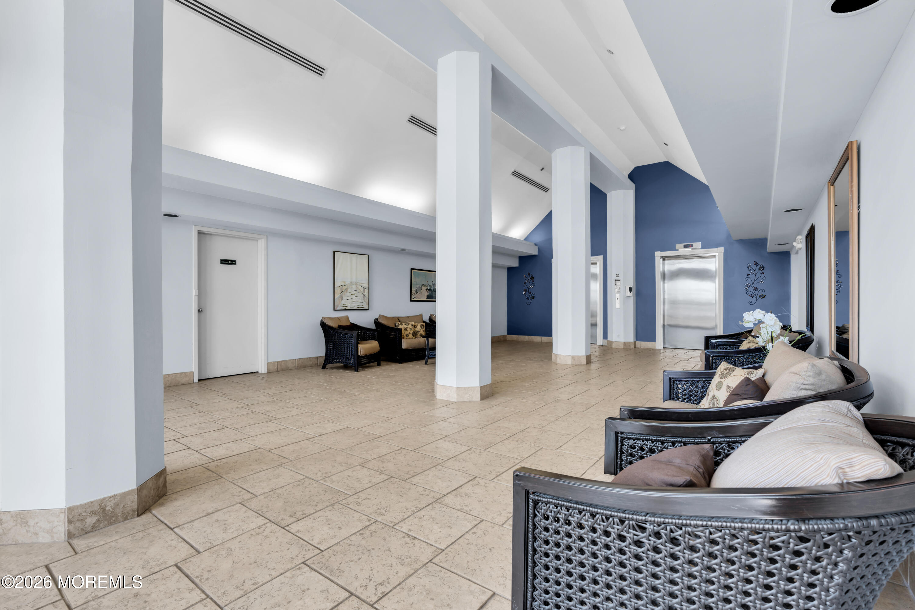 422 Ocean Boulevard N 2J