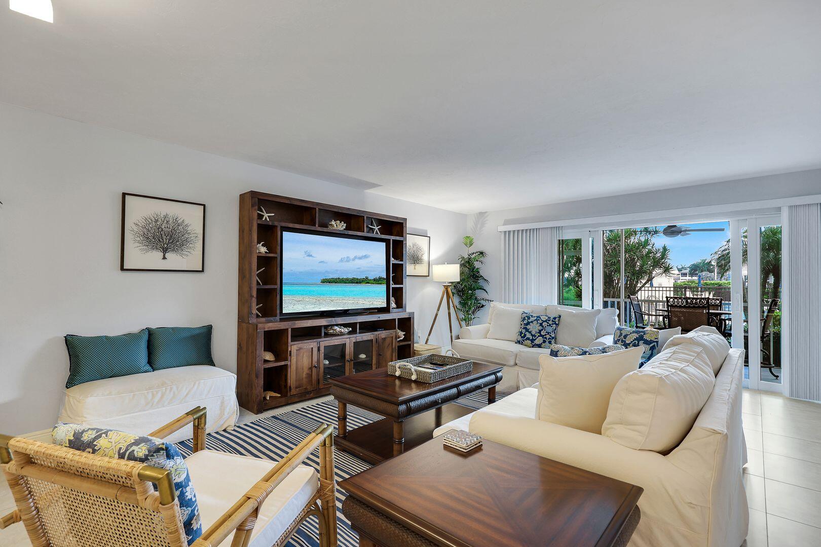 1011 SWALLOW AVENUE, 105