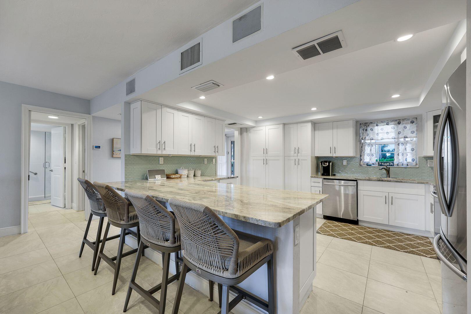 1011 SWALLOW AVENUE, 105