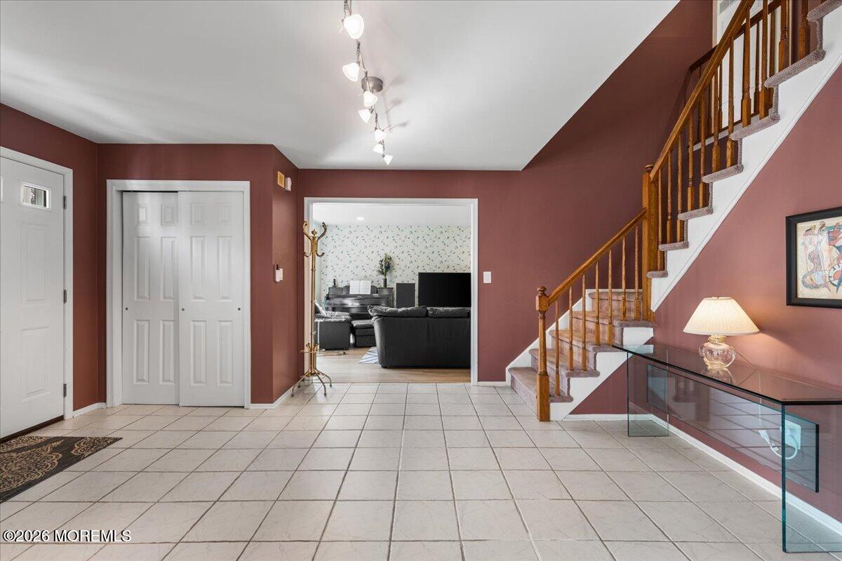 4 Arie Drive
