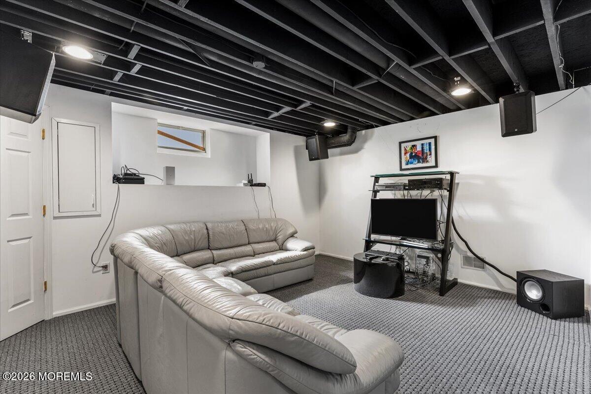 4 Arie Drive