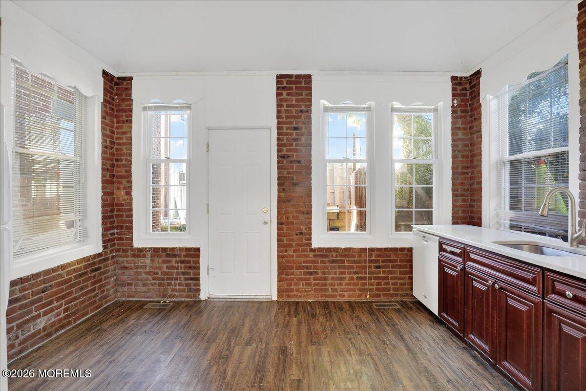55 E Front Street