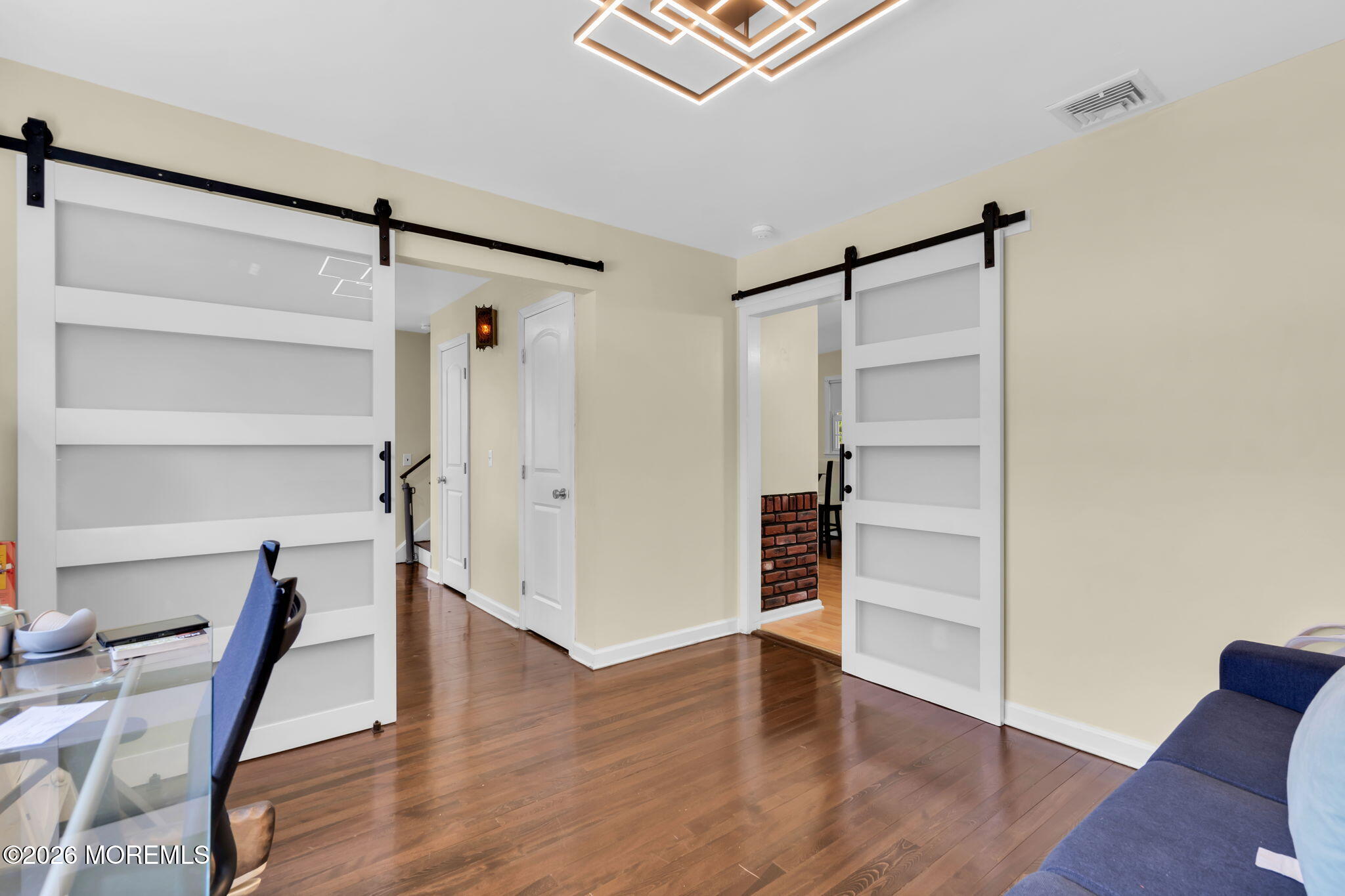 15 Pinebrook Drive