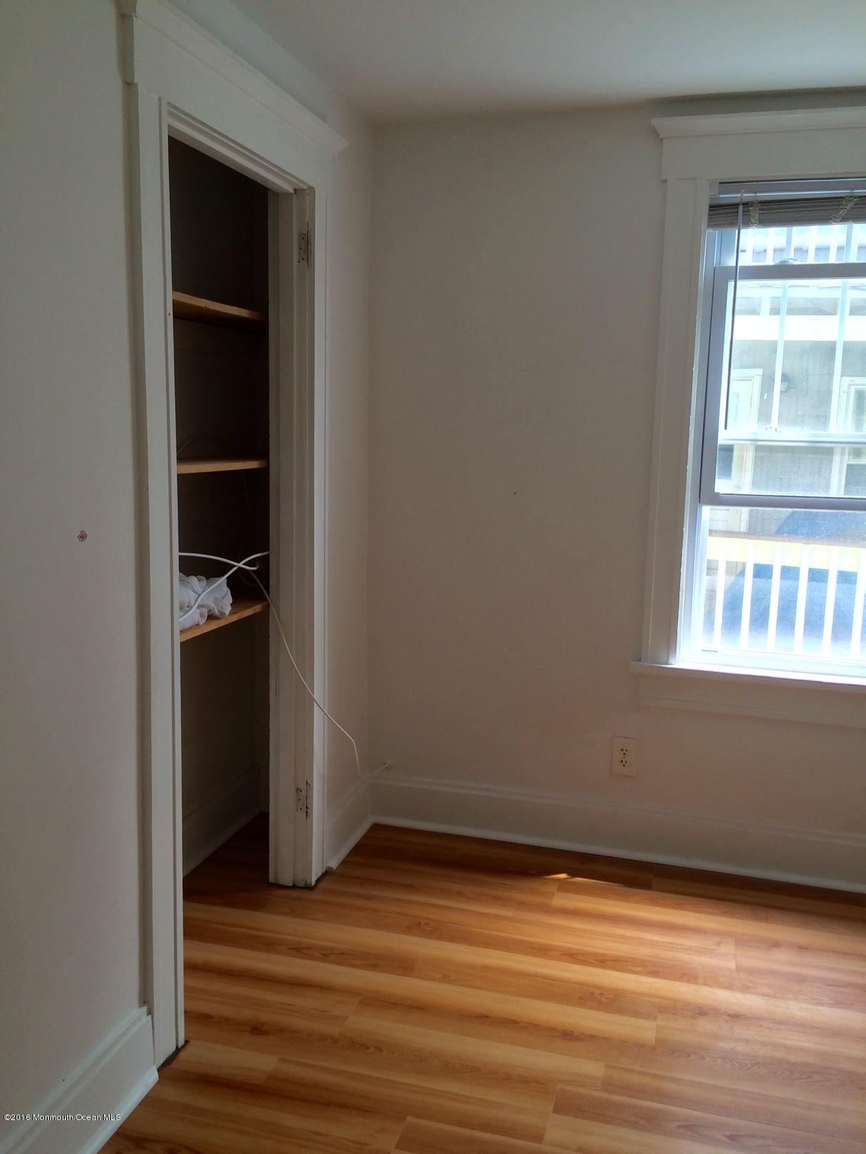 64 Mount Hermon Way Apt 1