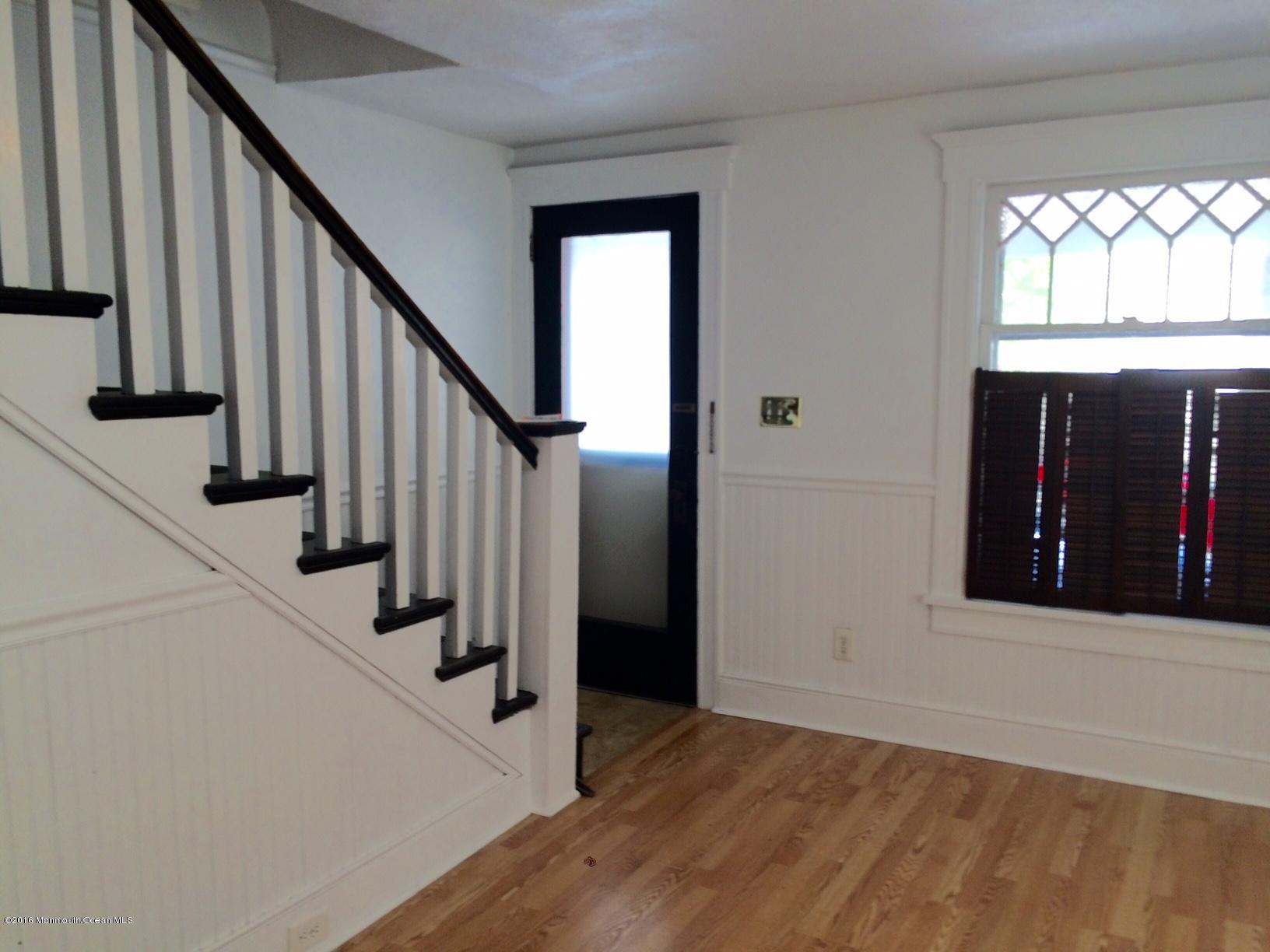 64 Mount Hermon Way Apt 1