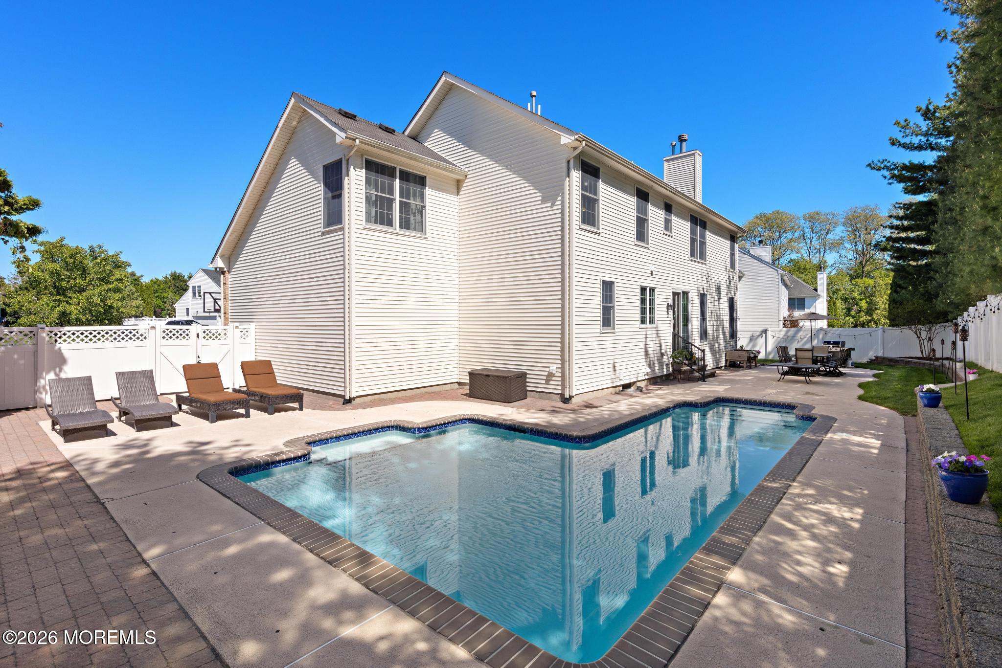 19 Jackson Circle