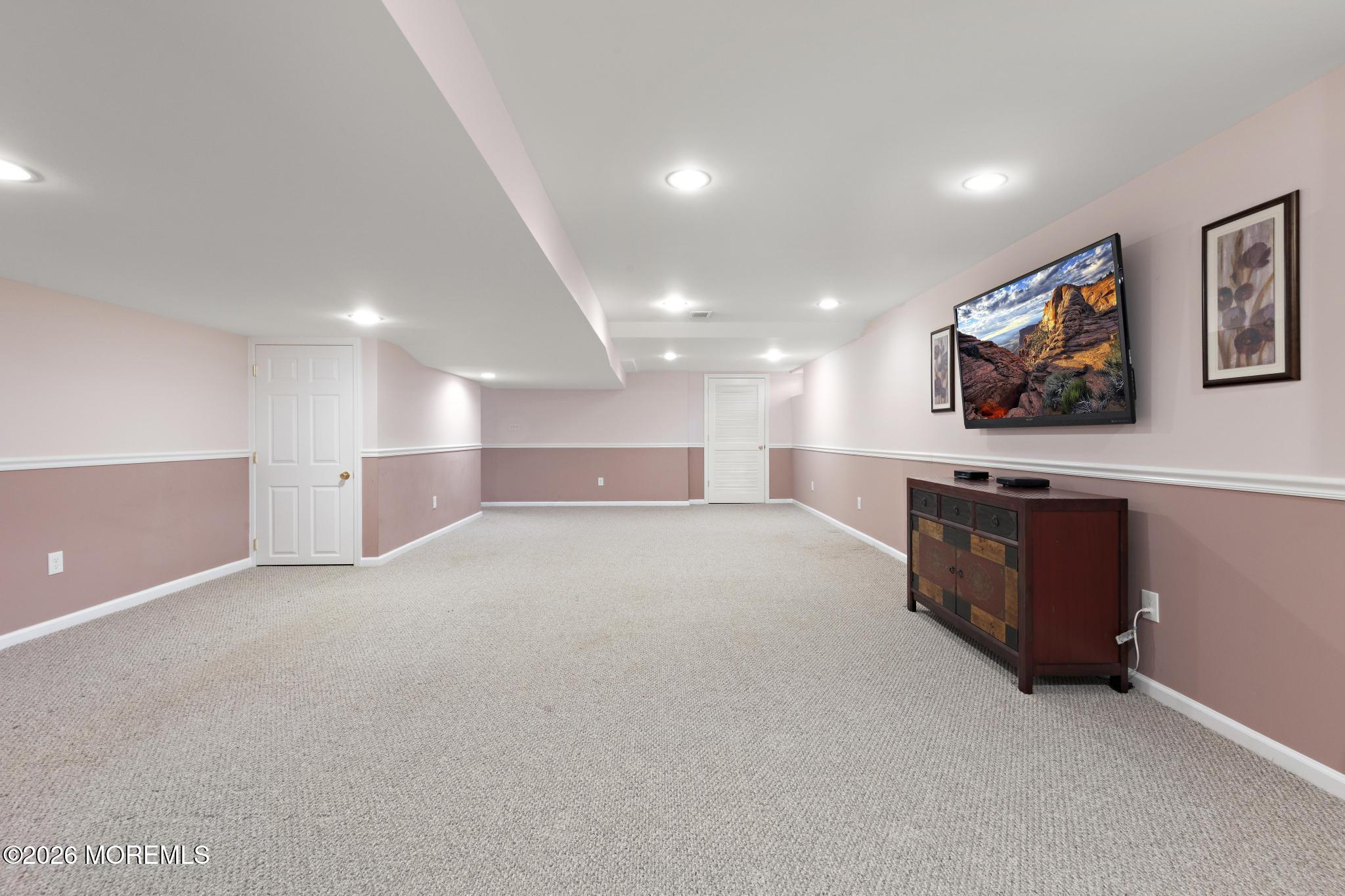19 Jackson Circle