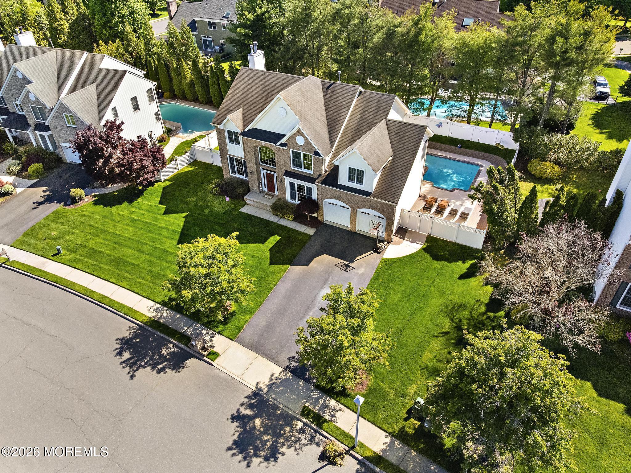 19 Jackson Circle