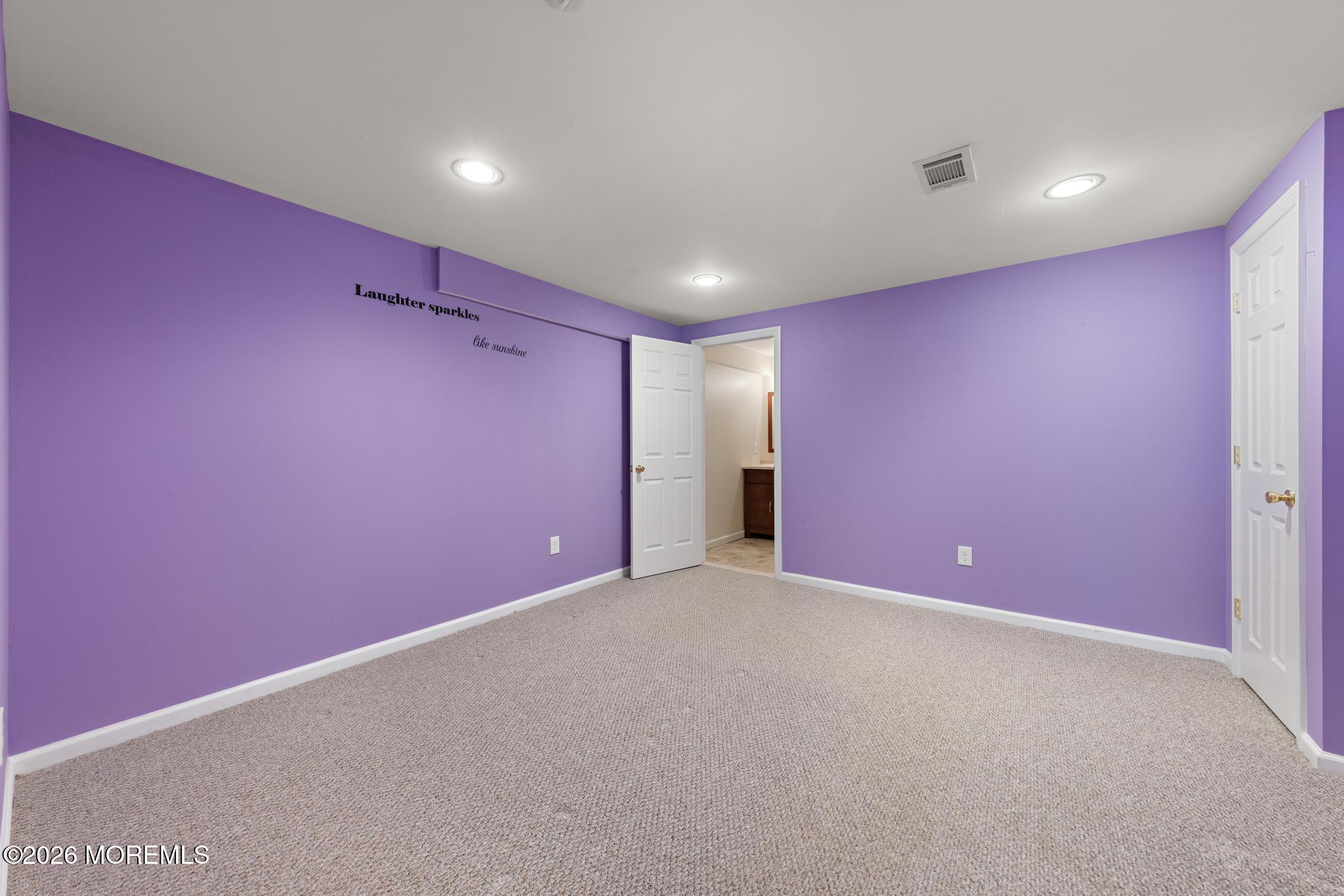 19 Jackson Circle