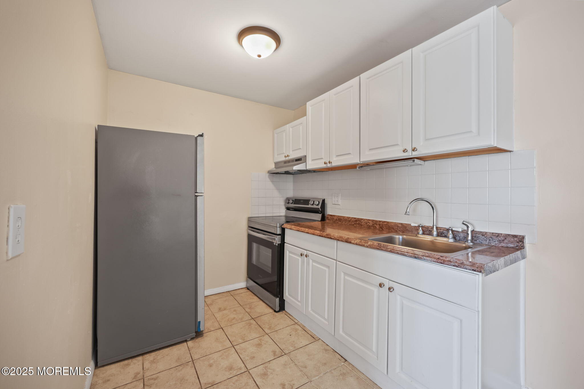 175 Buckelew Avenue BLDG 1 - Apt 6
