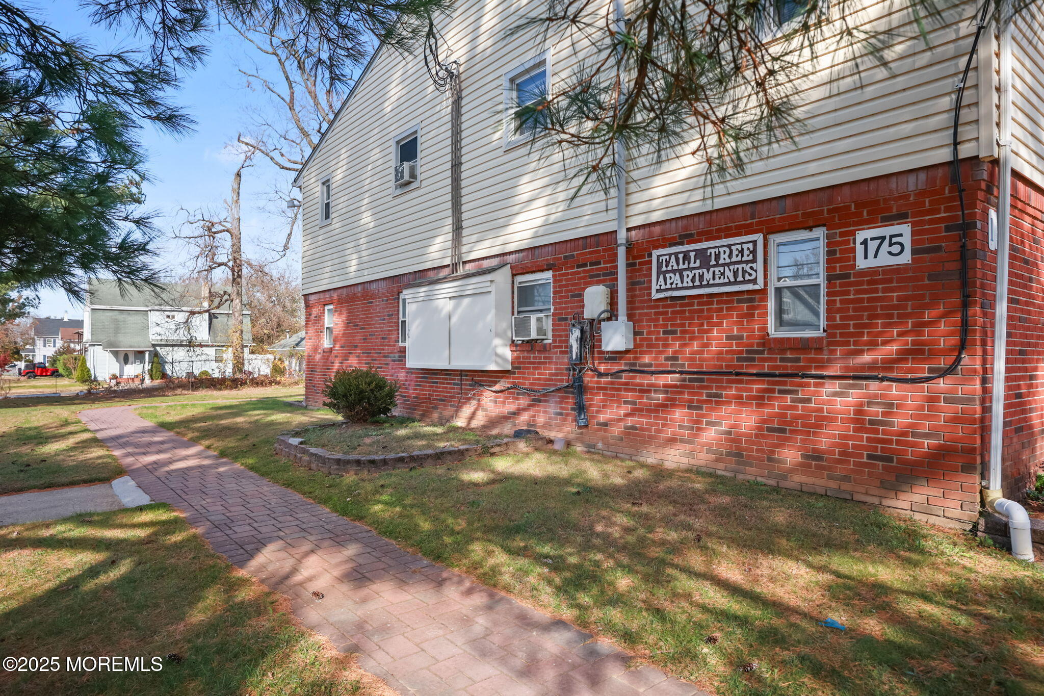 175 Buckelew Avenue BLDG 1 - Apt 6