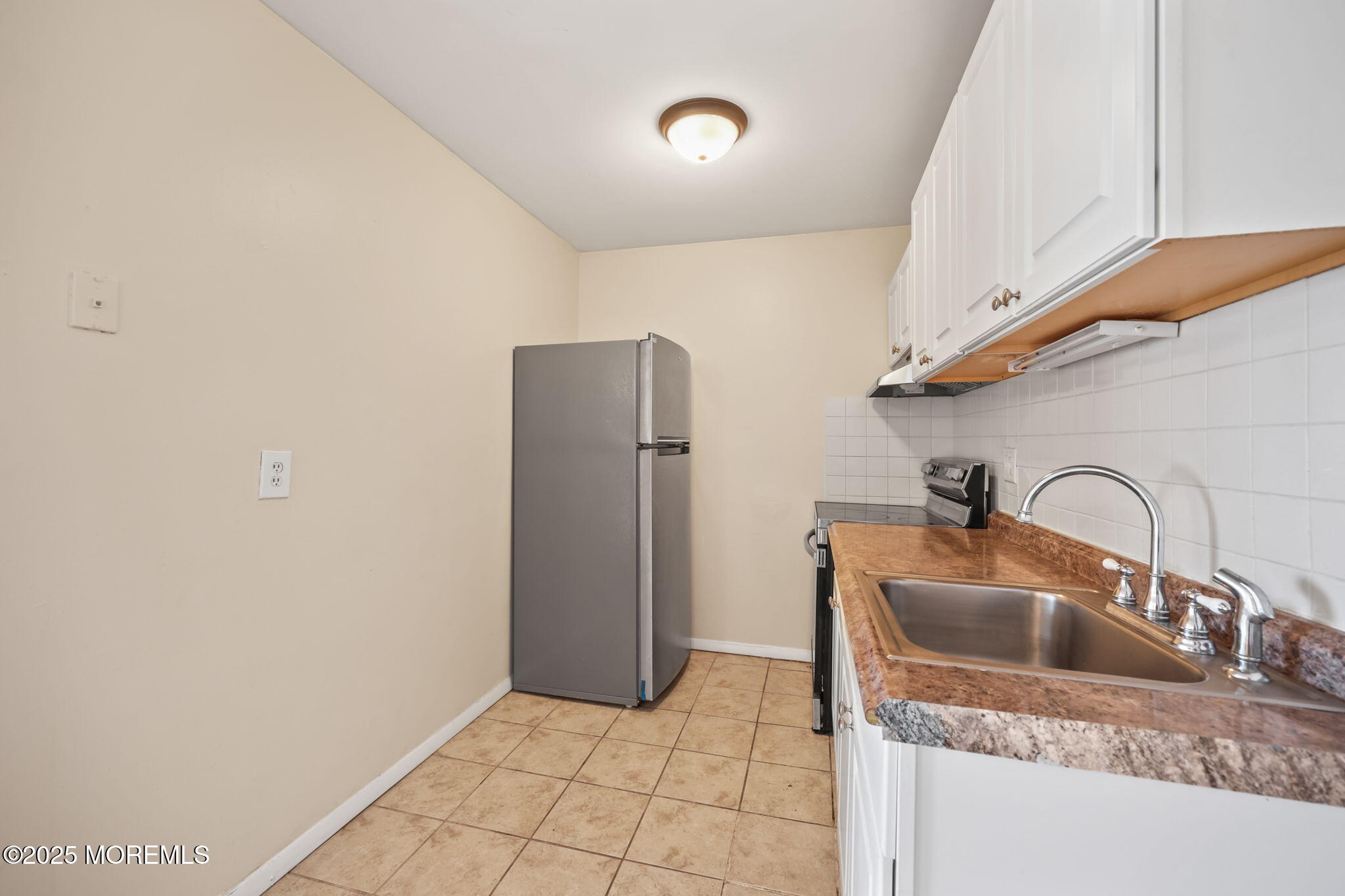 175 Buckelew Avenue BLDG 1 - Apt 6