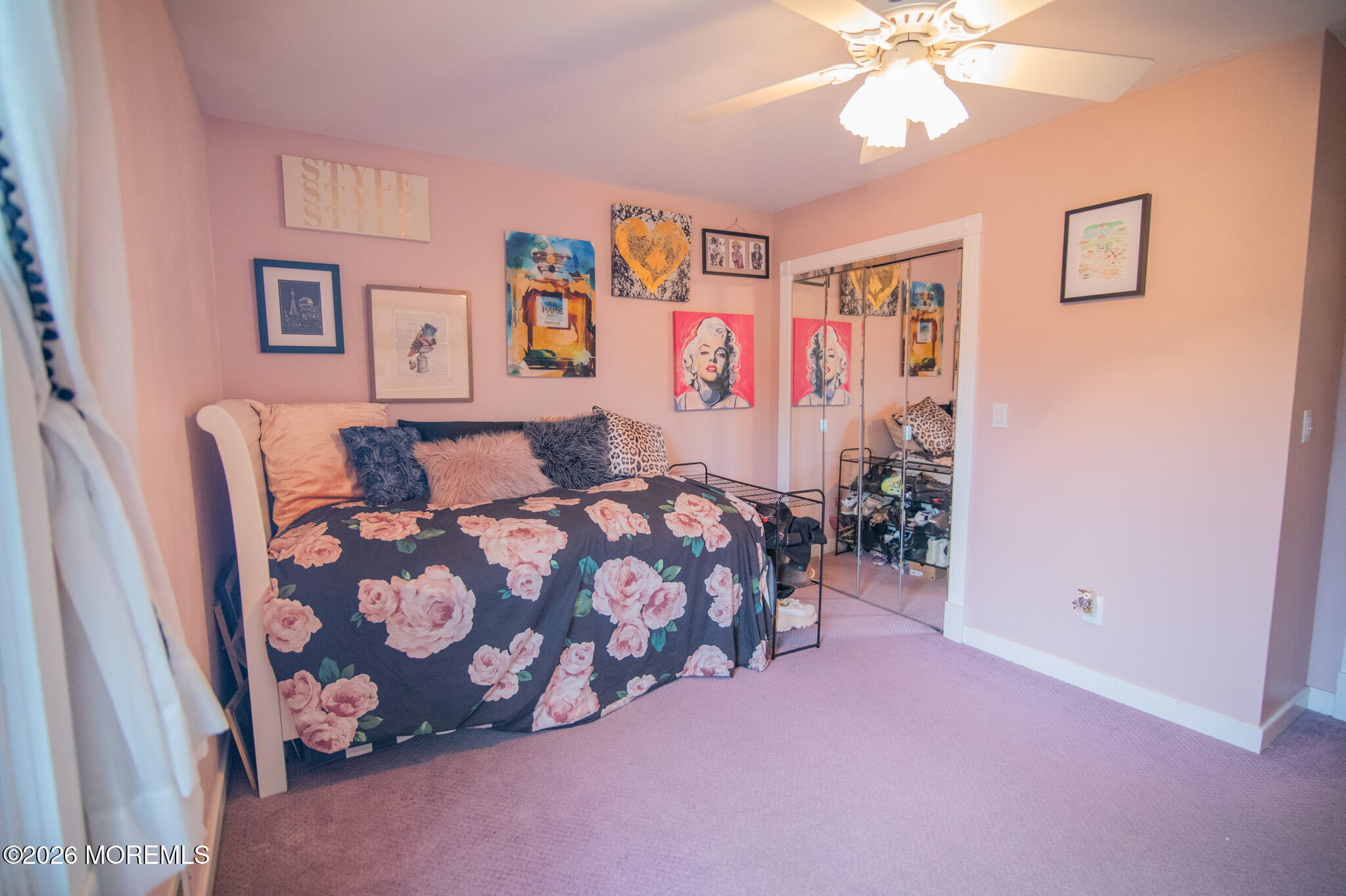 10 Carriage Lane