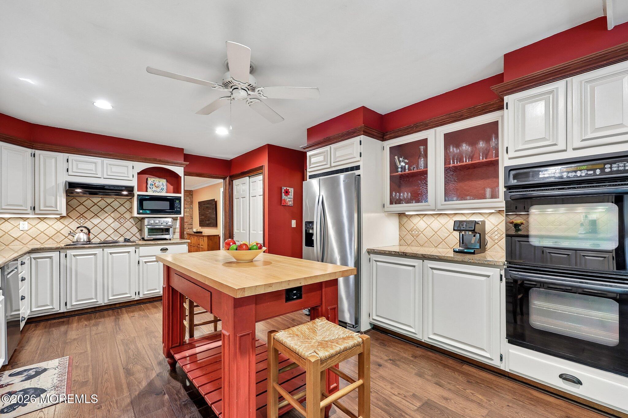 54 Howland Road