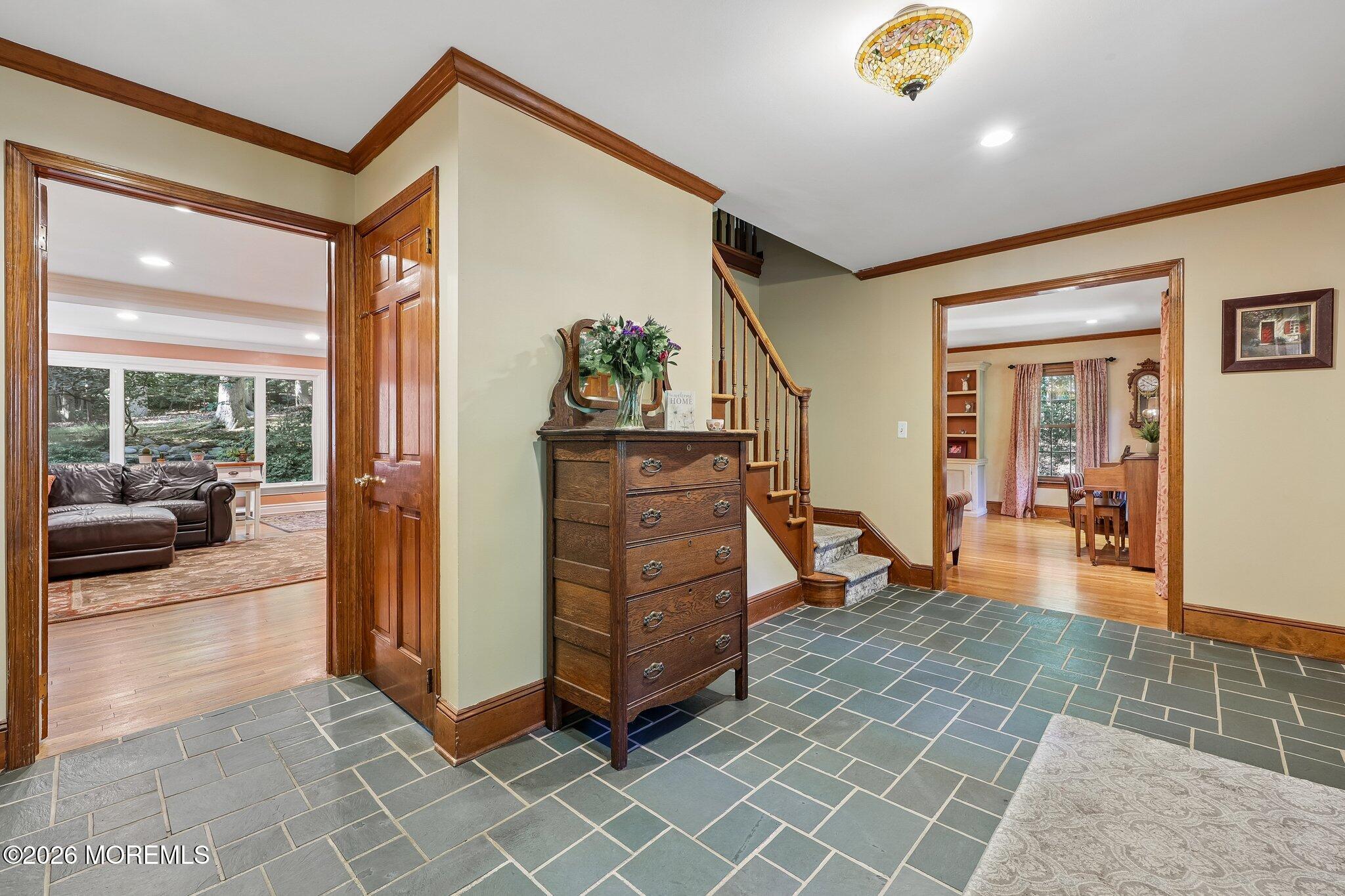 54 Howland Road