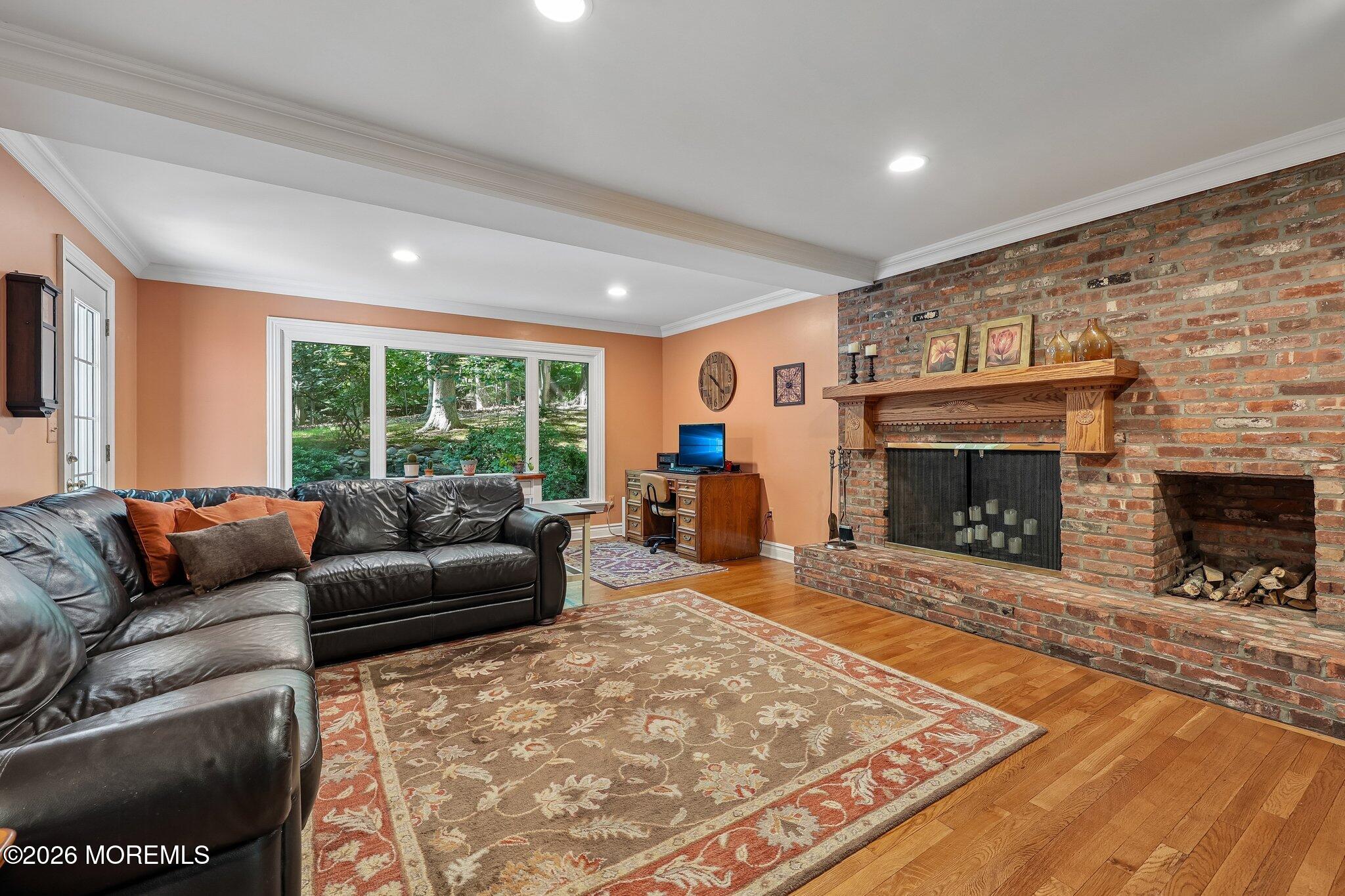 54 Howland Road