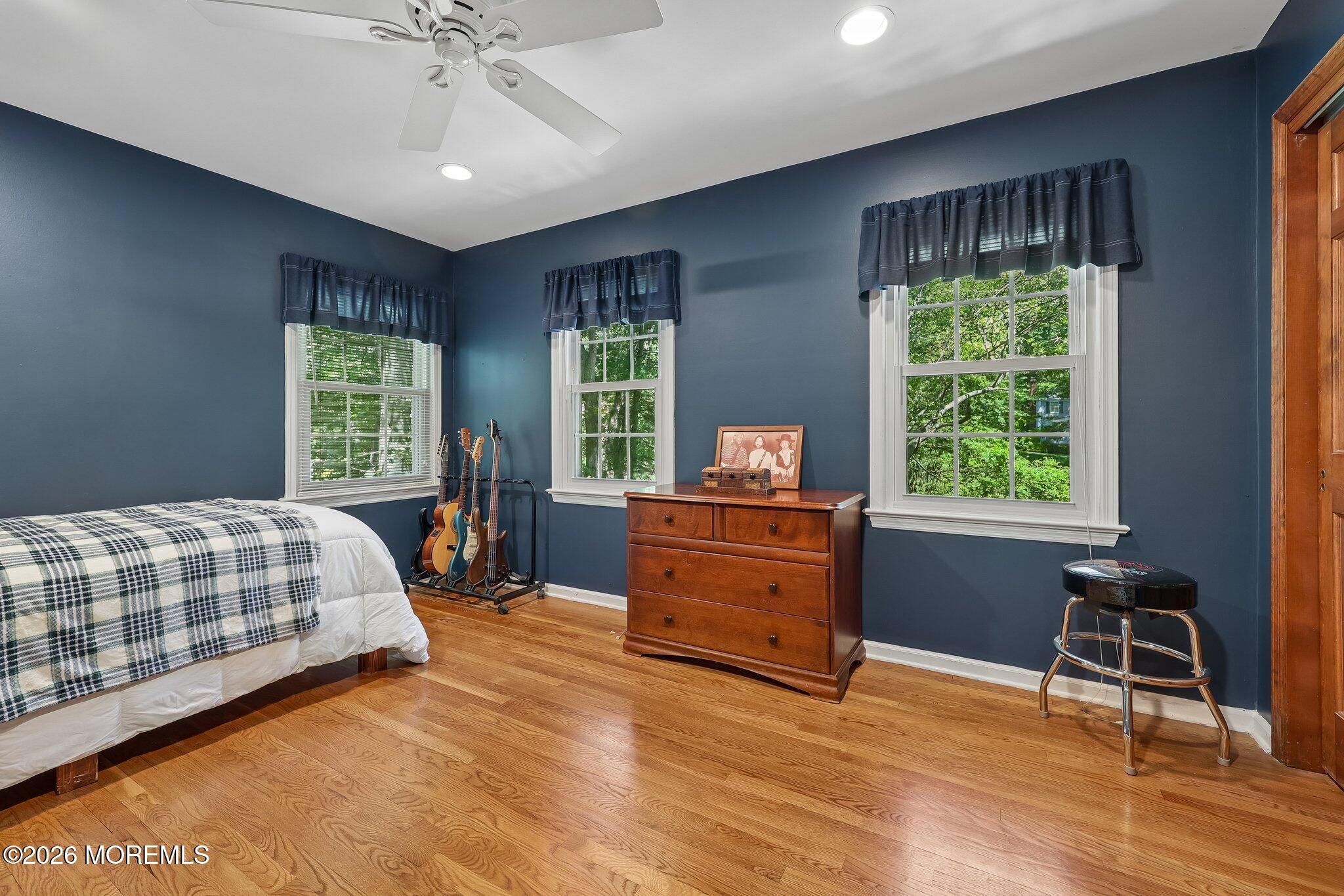 54 Howland Road