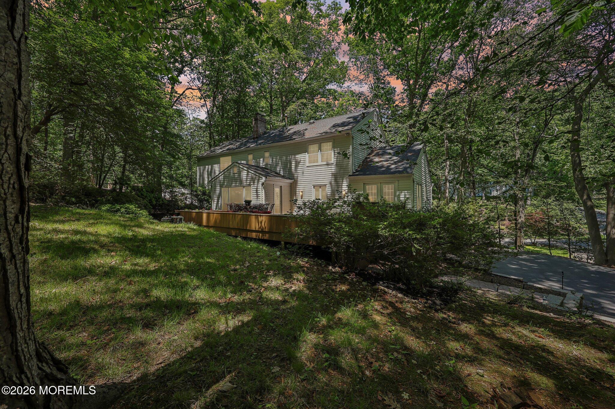 54 Howland Road