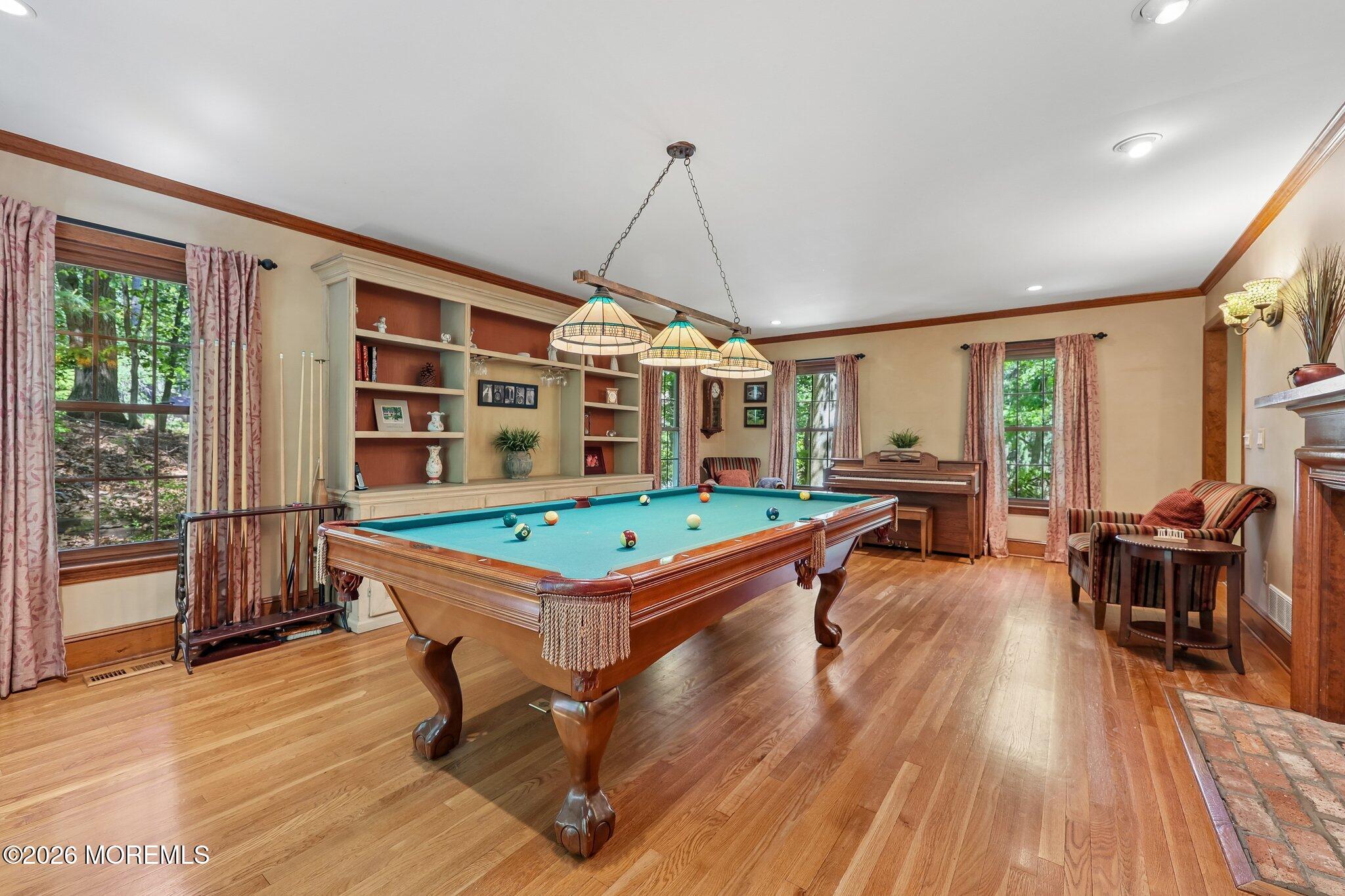 54 Howland Road