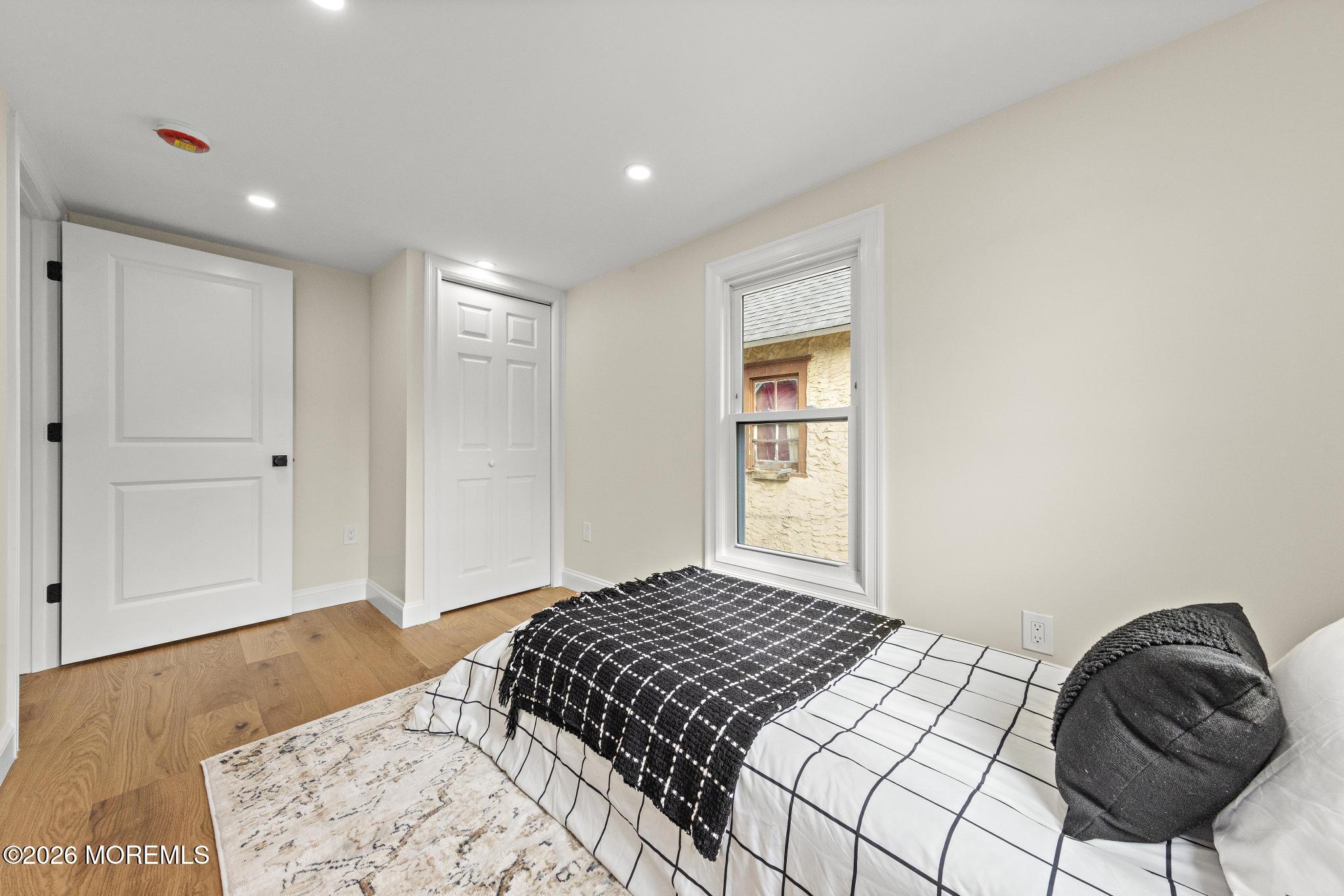 826 Dunlewy Street