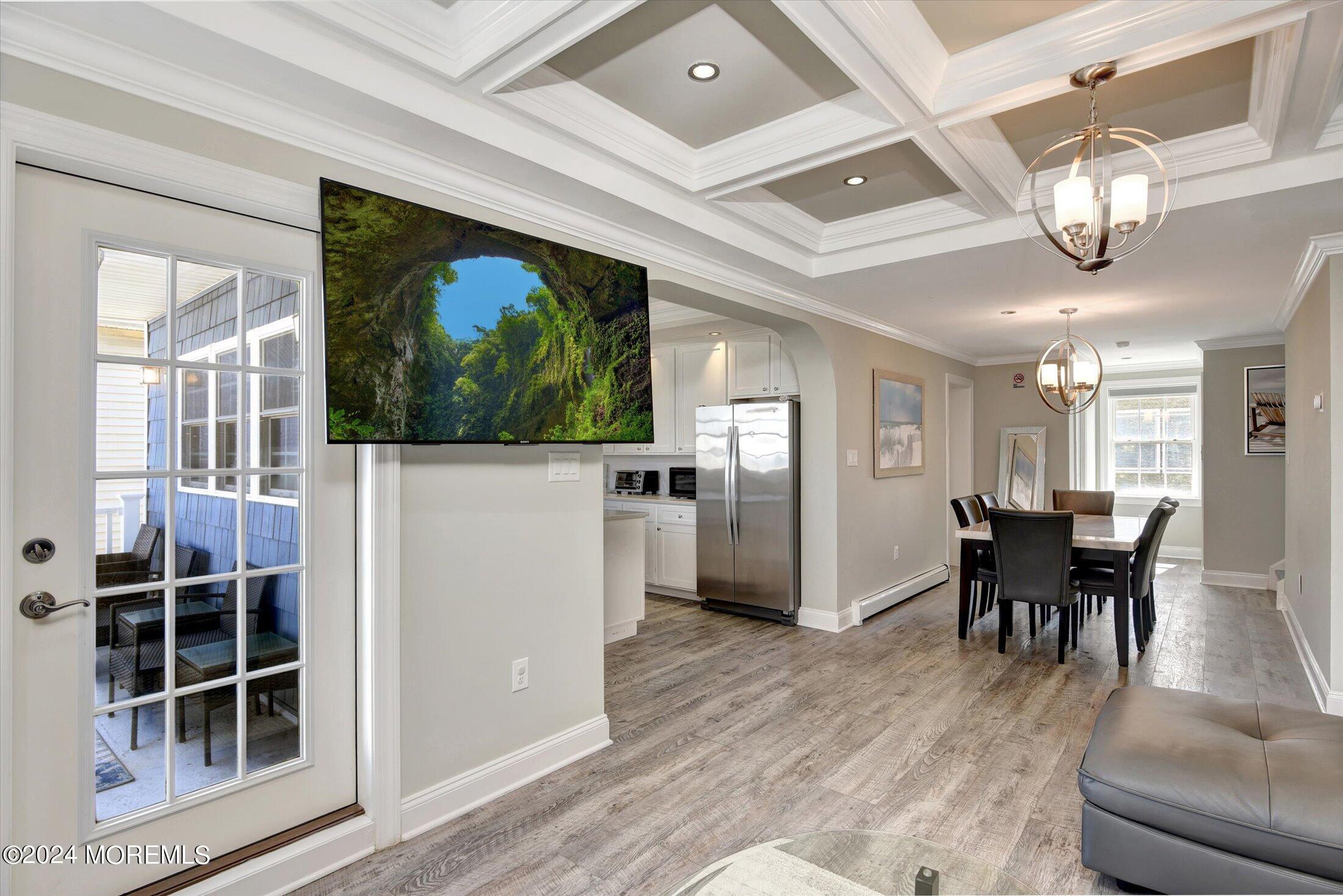 5 Fielder Avenue