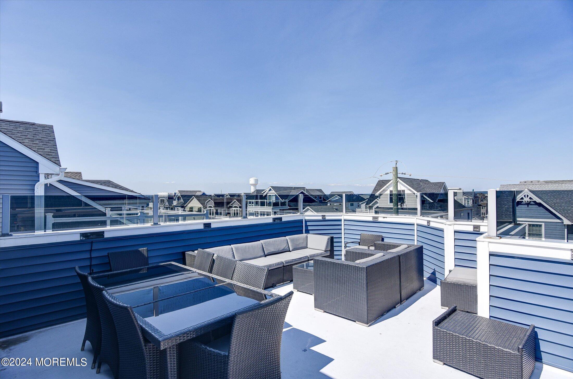 5 Fielder Avenue