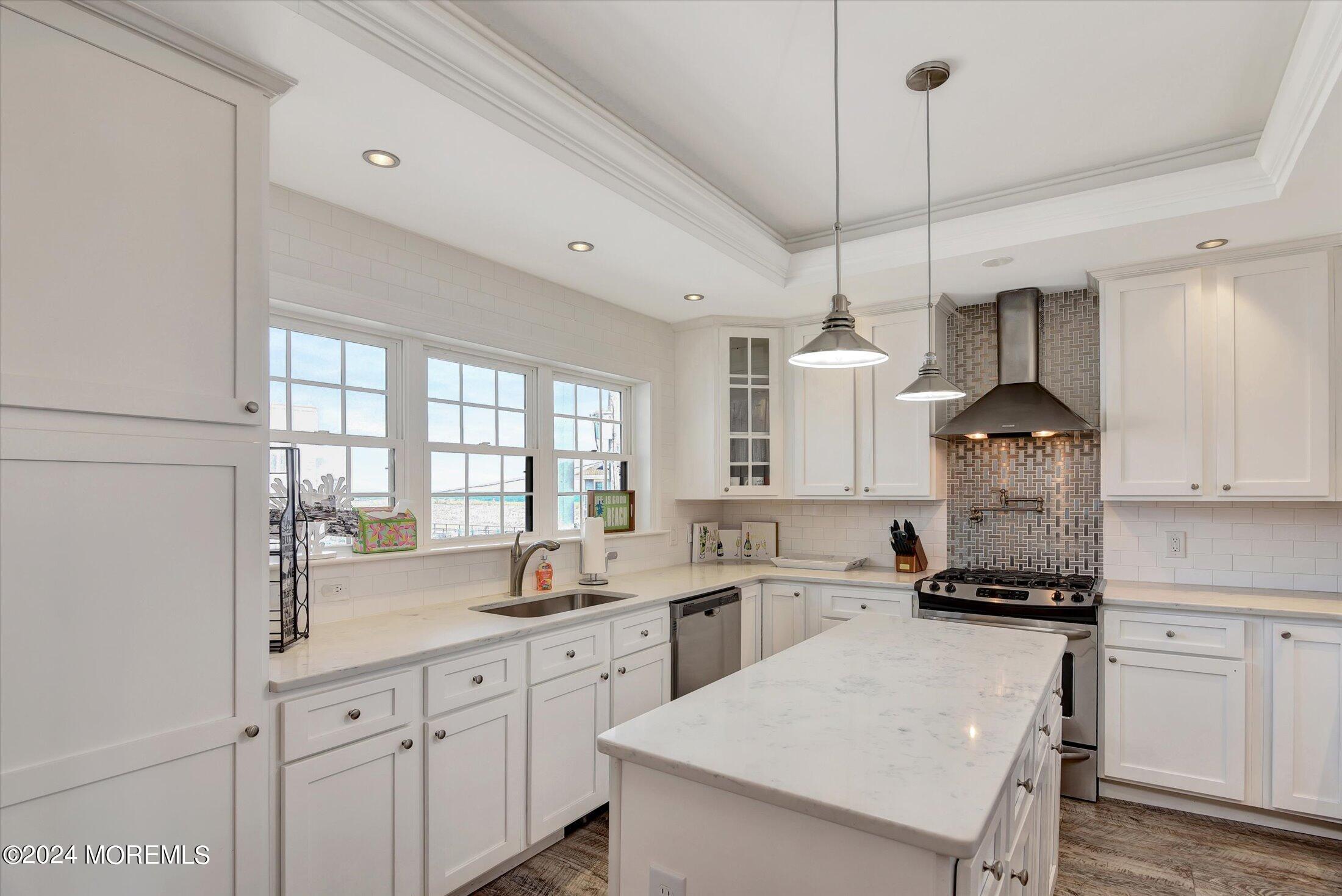 5 Fielder Avenue