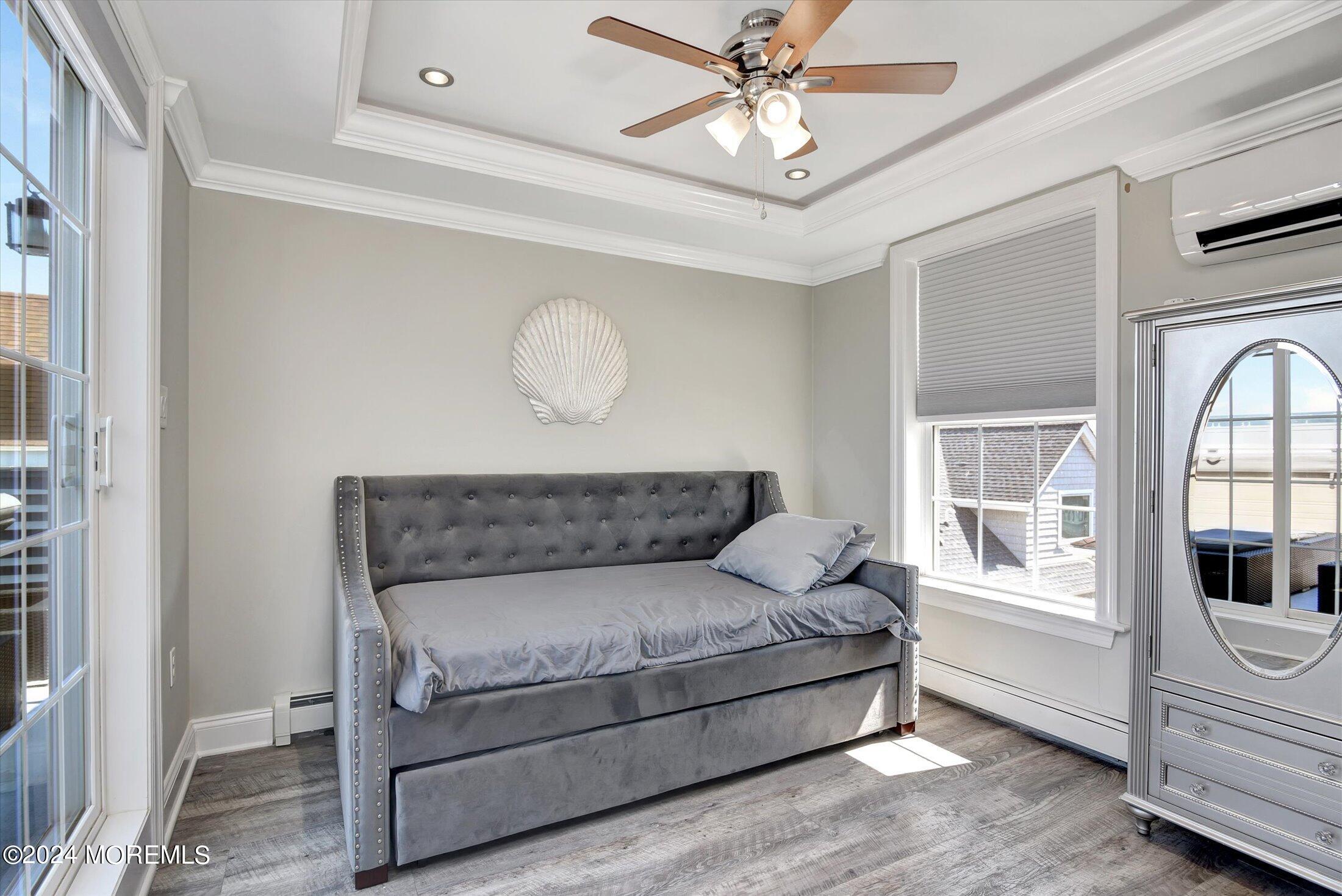 5 Fielder Avenue