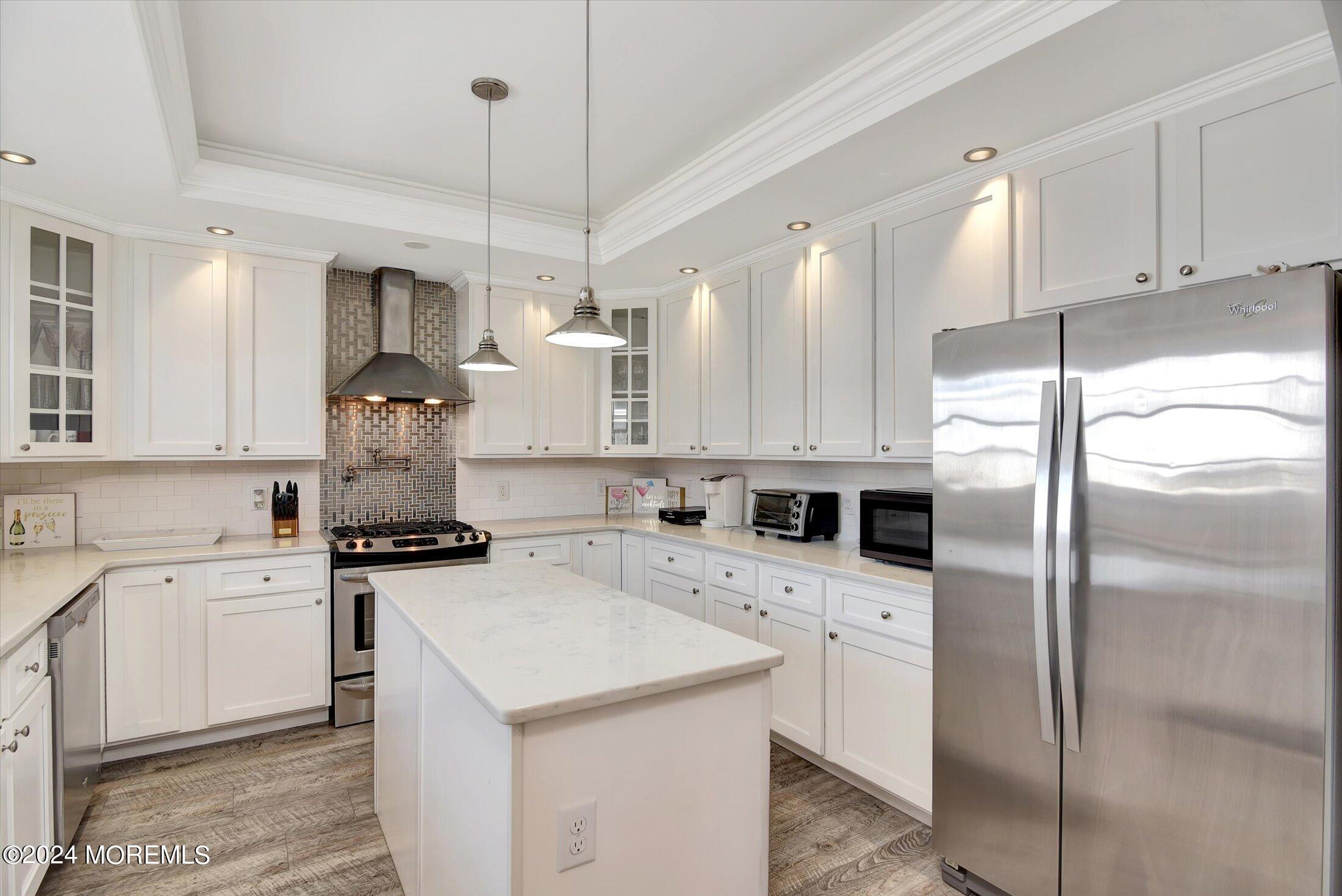 5 Fielder Avenue