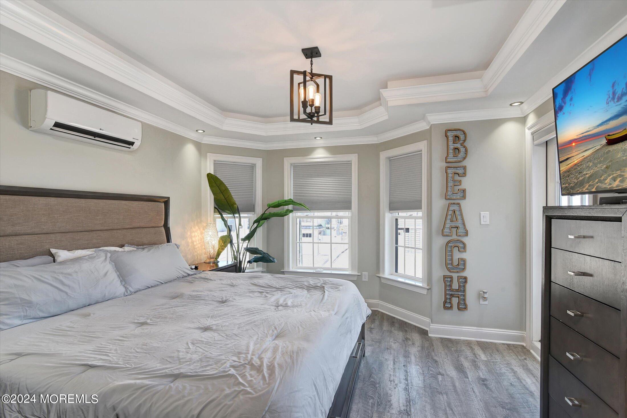 5 Fielder Avenue