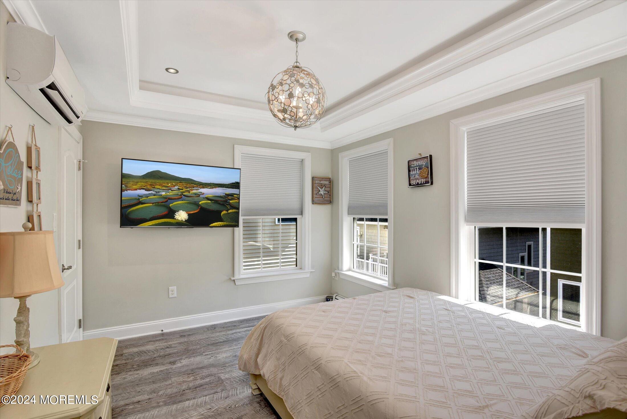 5 Fielder Avenue