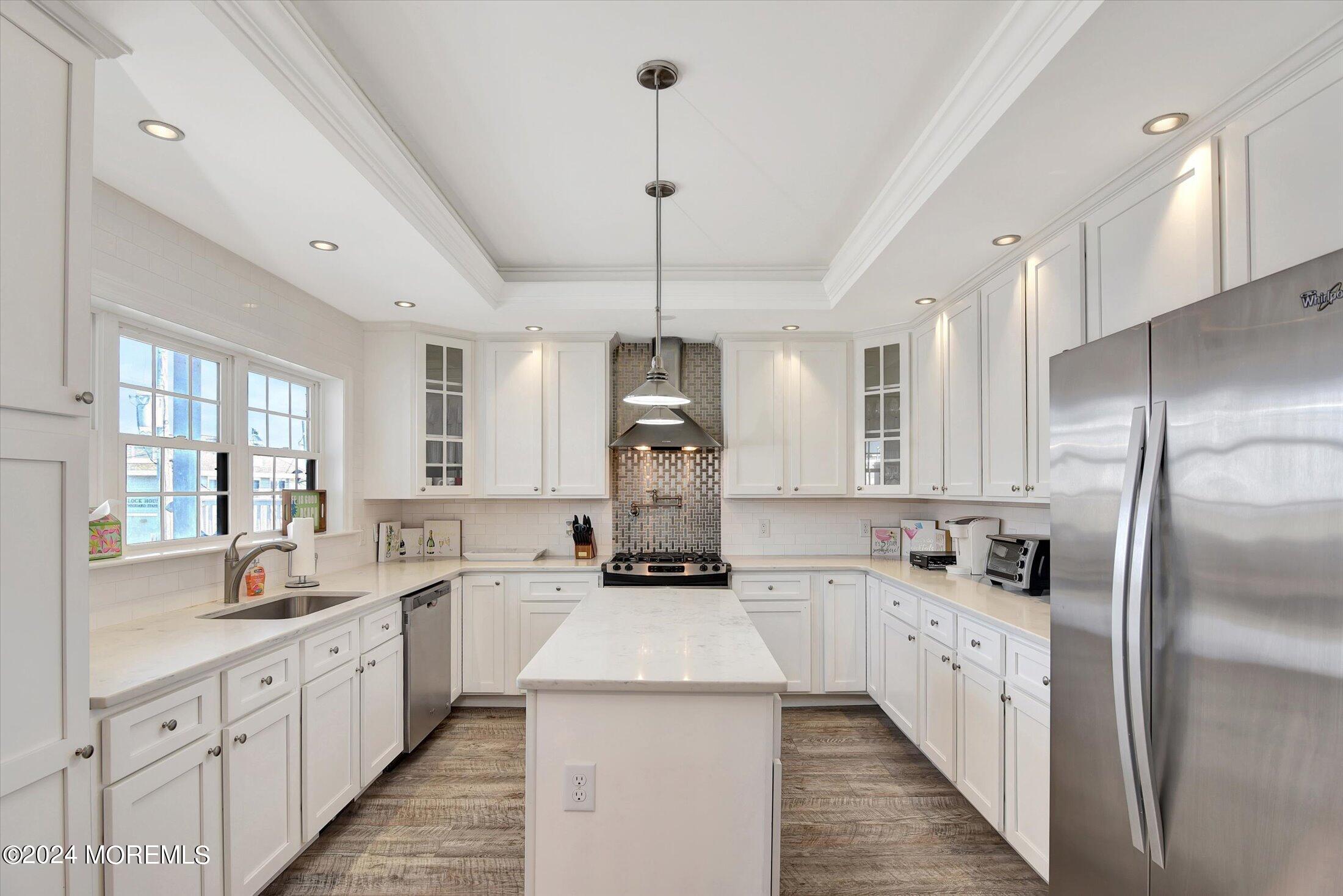 5 Fielder Avenue