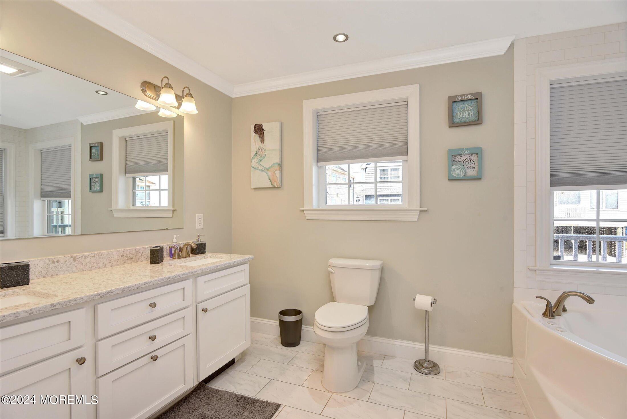 5 Fielder Avenue