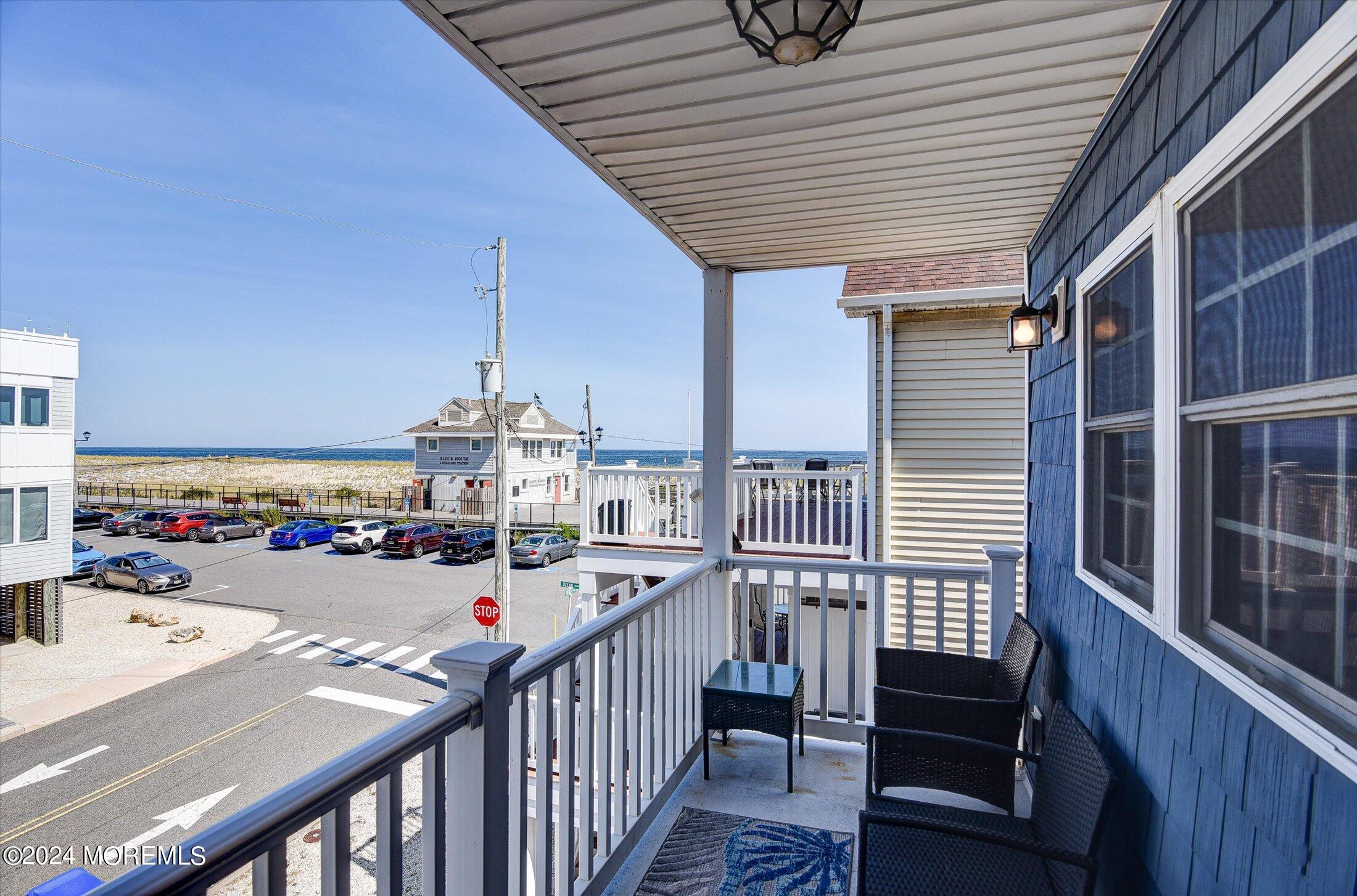 5 Fielder Avenue
