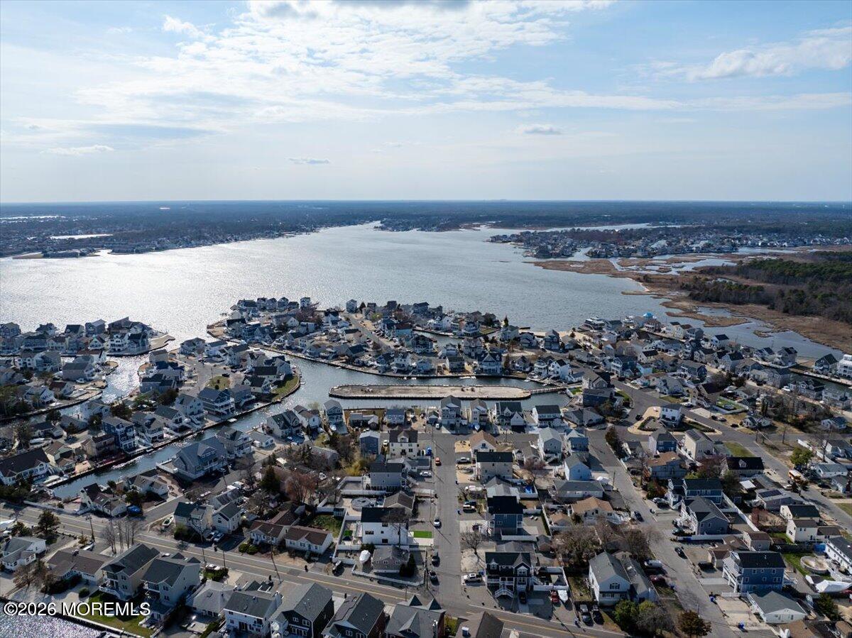 5 Shore Pine Drive