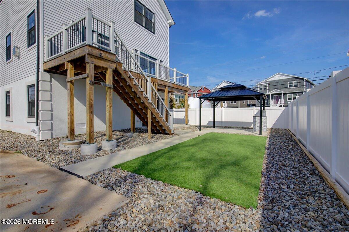 5 Shore Pine Drive