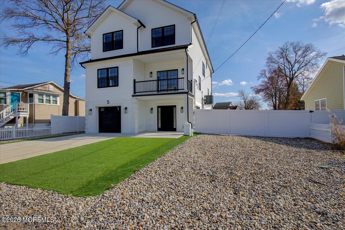 5 Shore Pine Drive