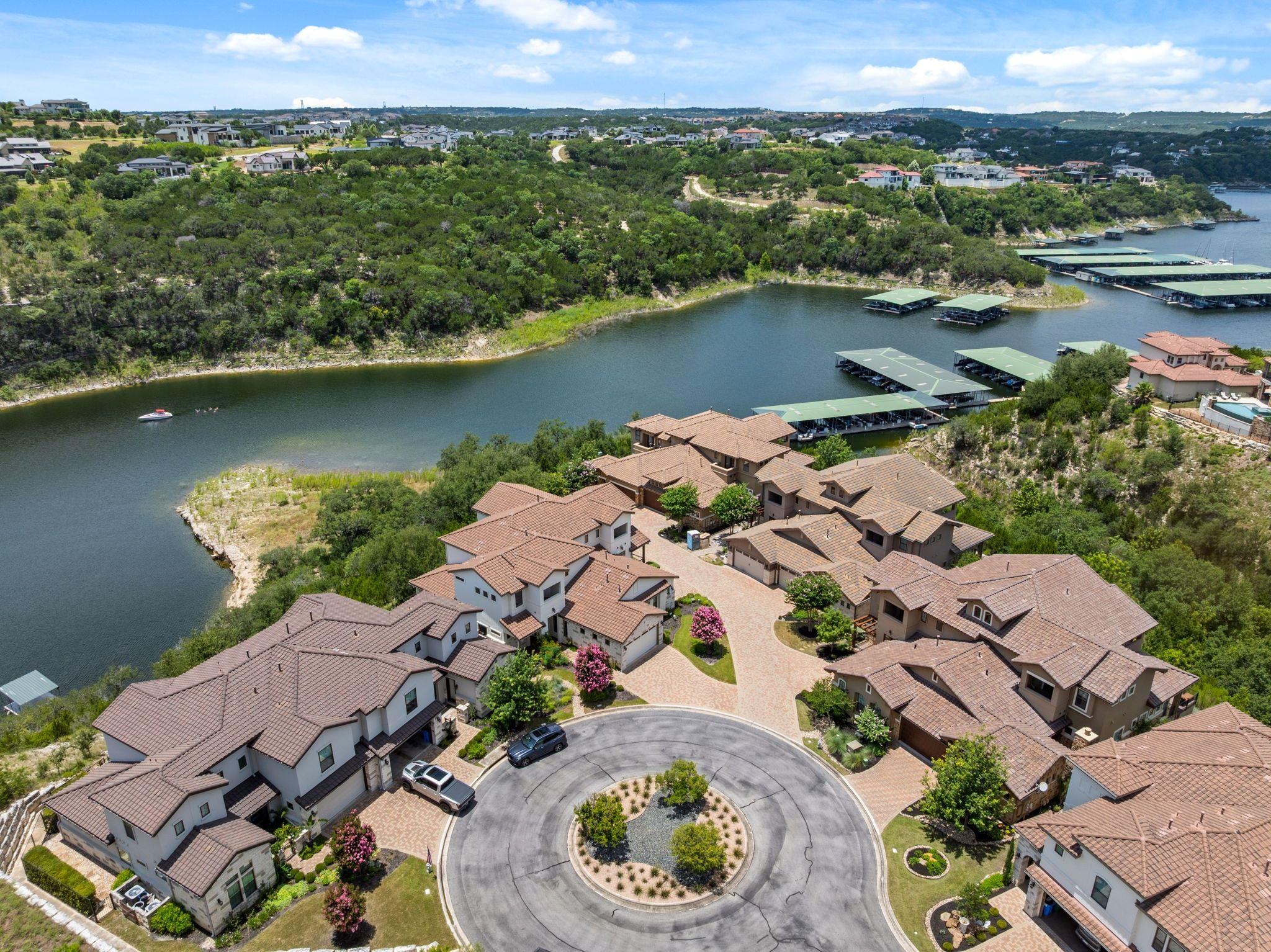 300 Marina View CT