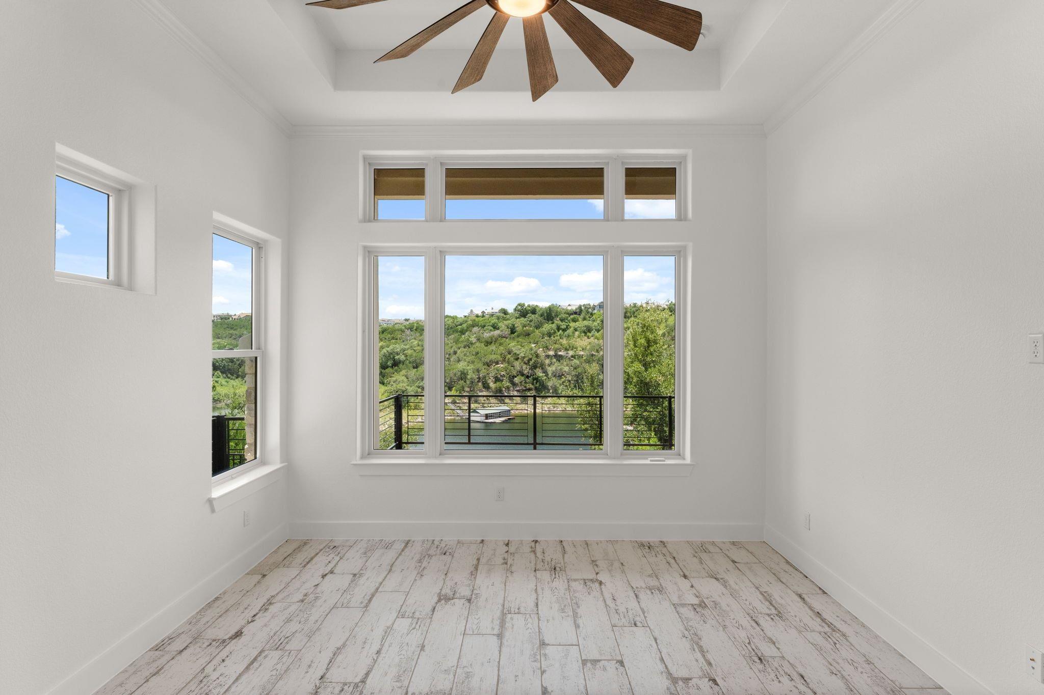 300 Marina View CT
