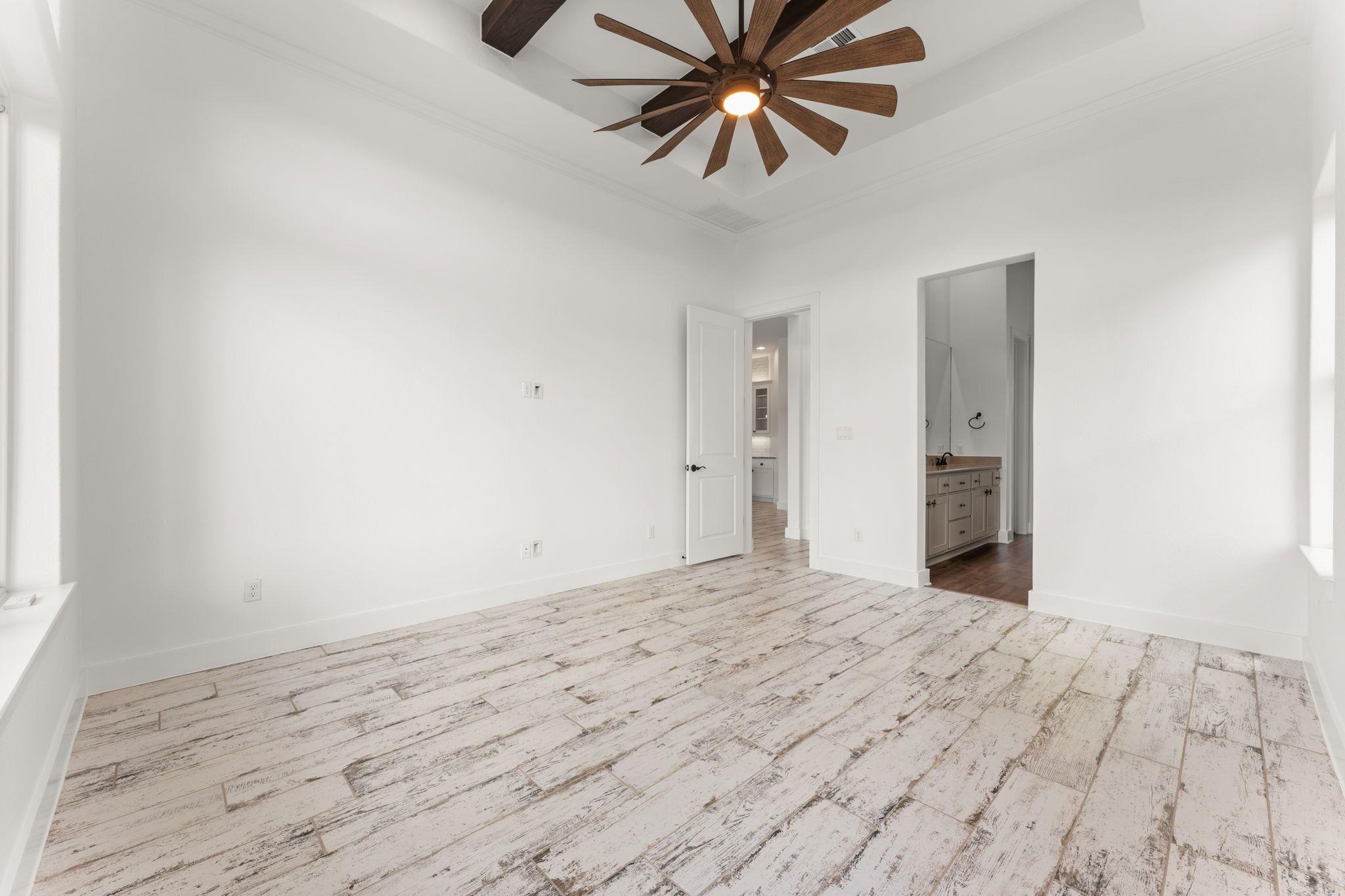 300 Marina View CT