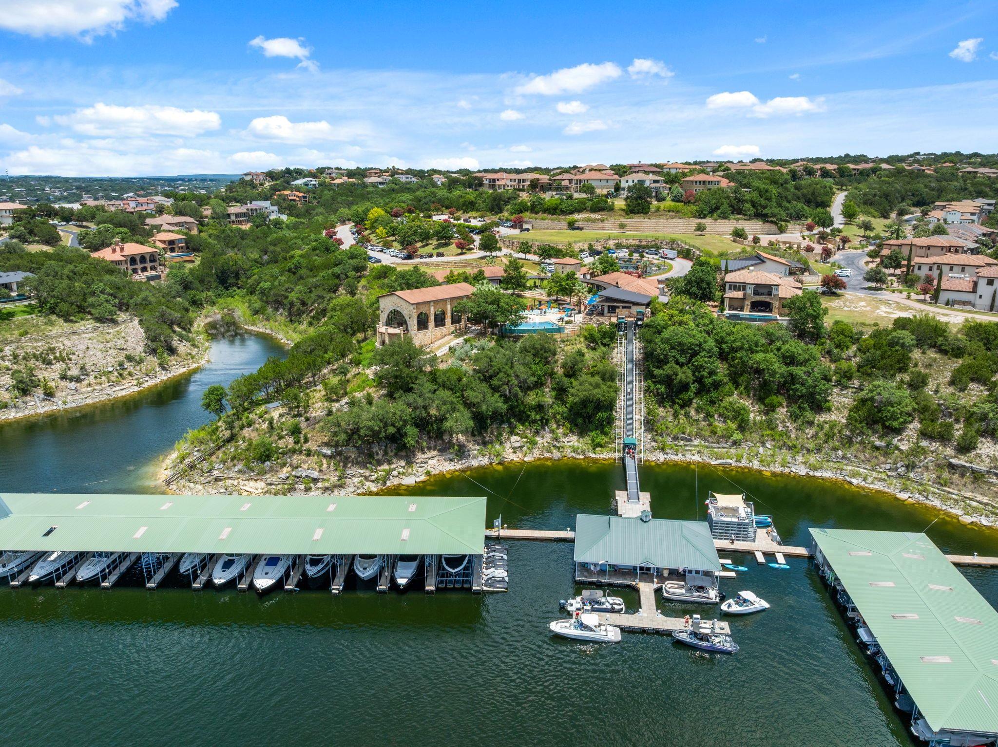 300 Marina View CT