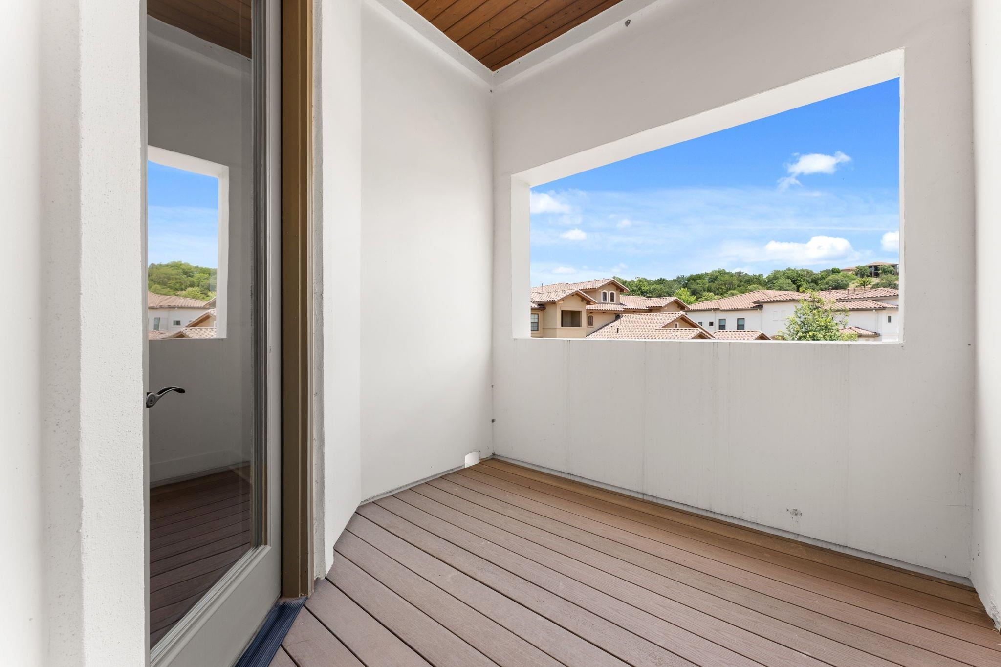 300 Marina View CT