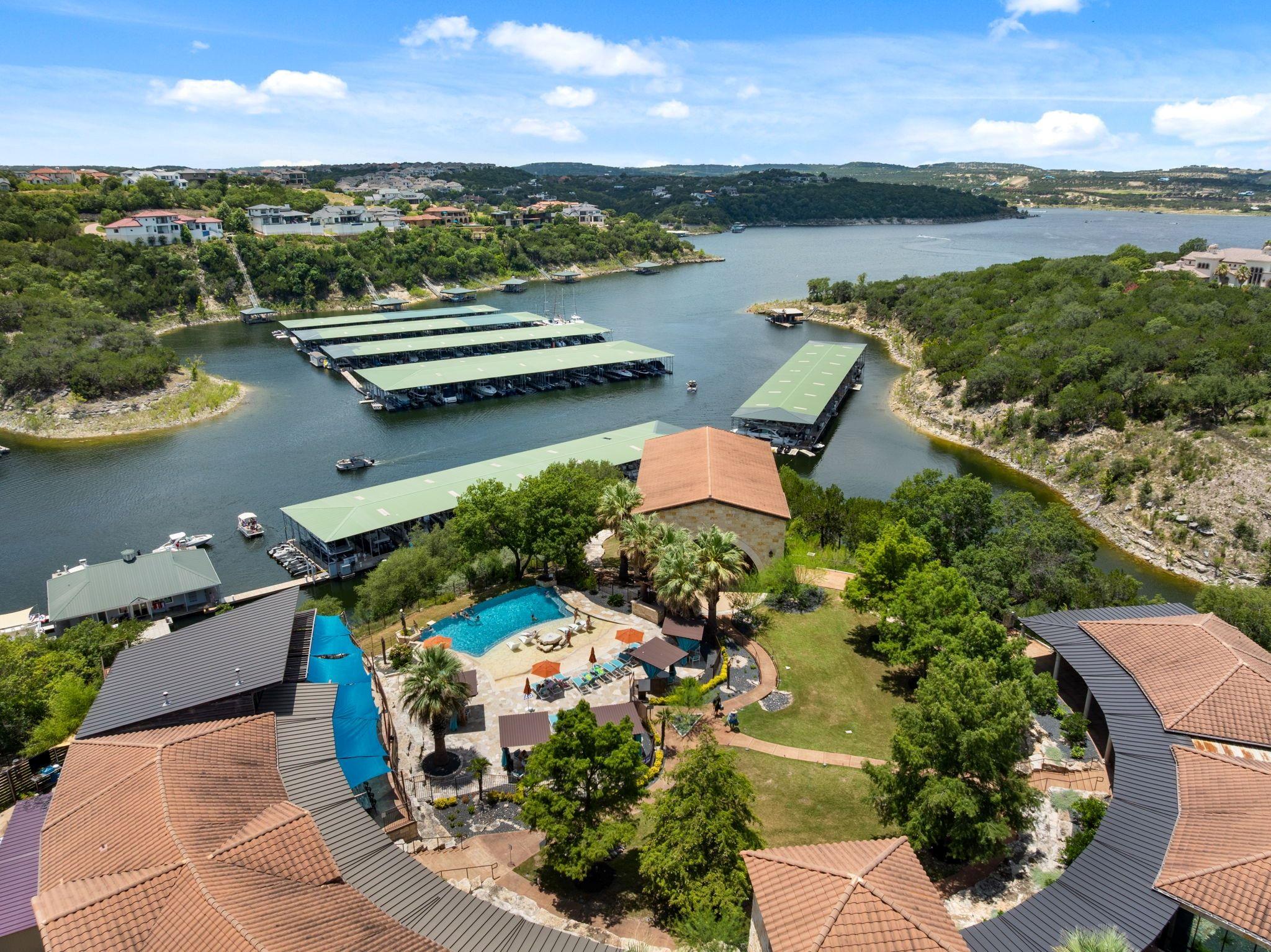 300 Marina View CT