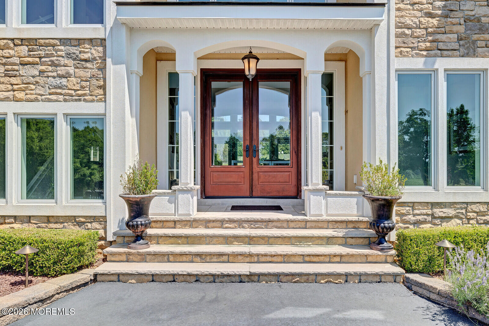 2 Hop Brook Lane