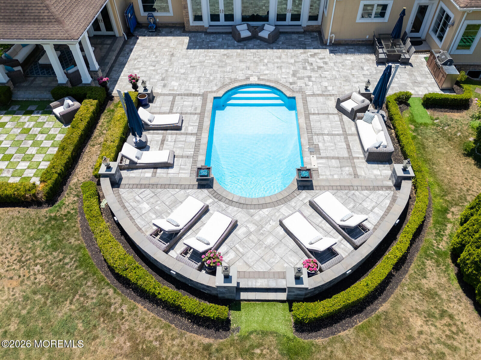 2 Hop Brook Lane